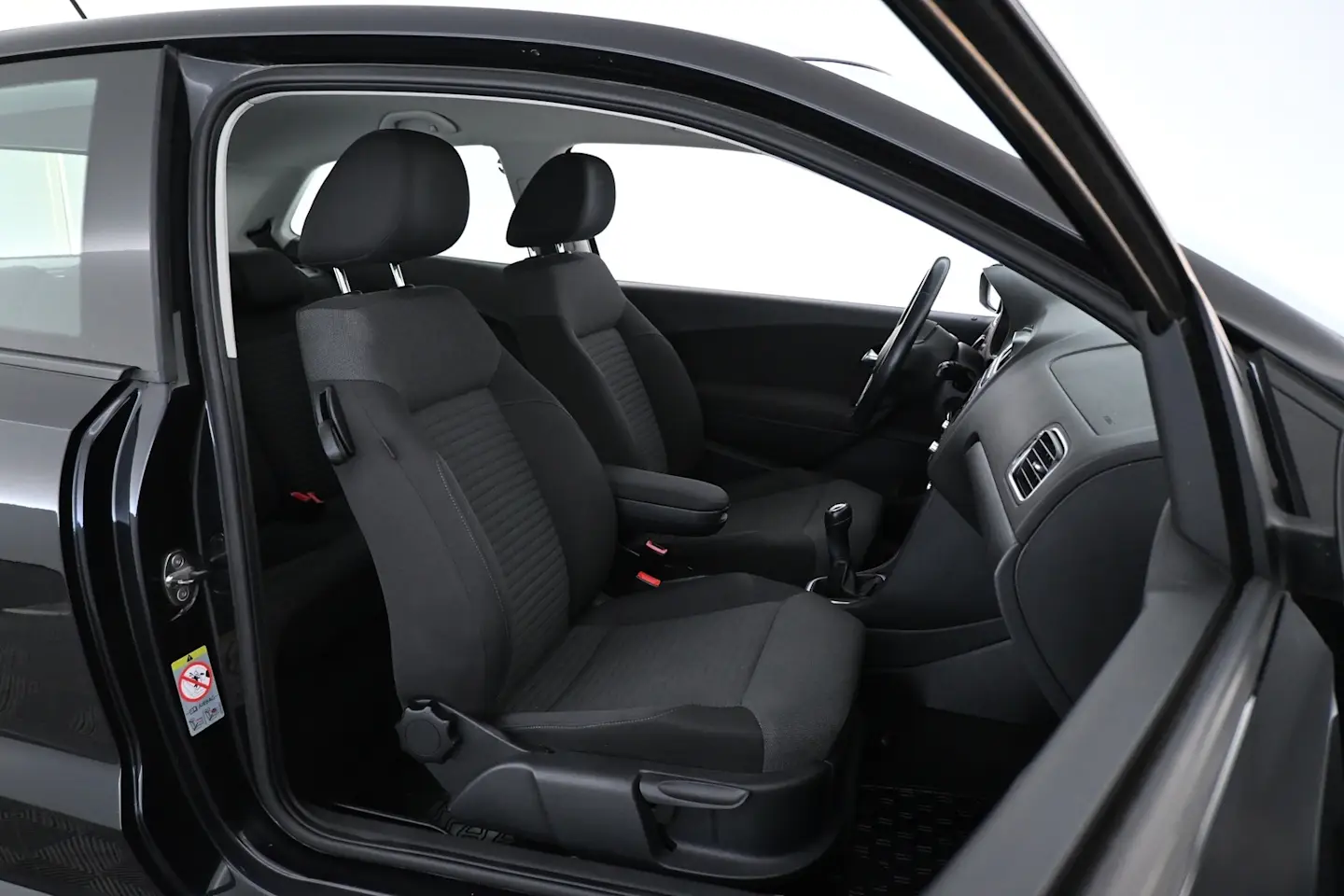Car Image - 4p9zwhhqlZMiocGPmuuvZ3