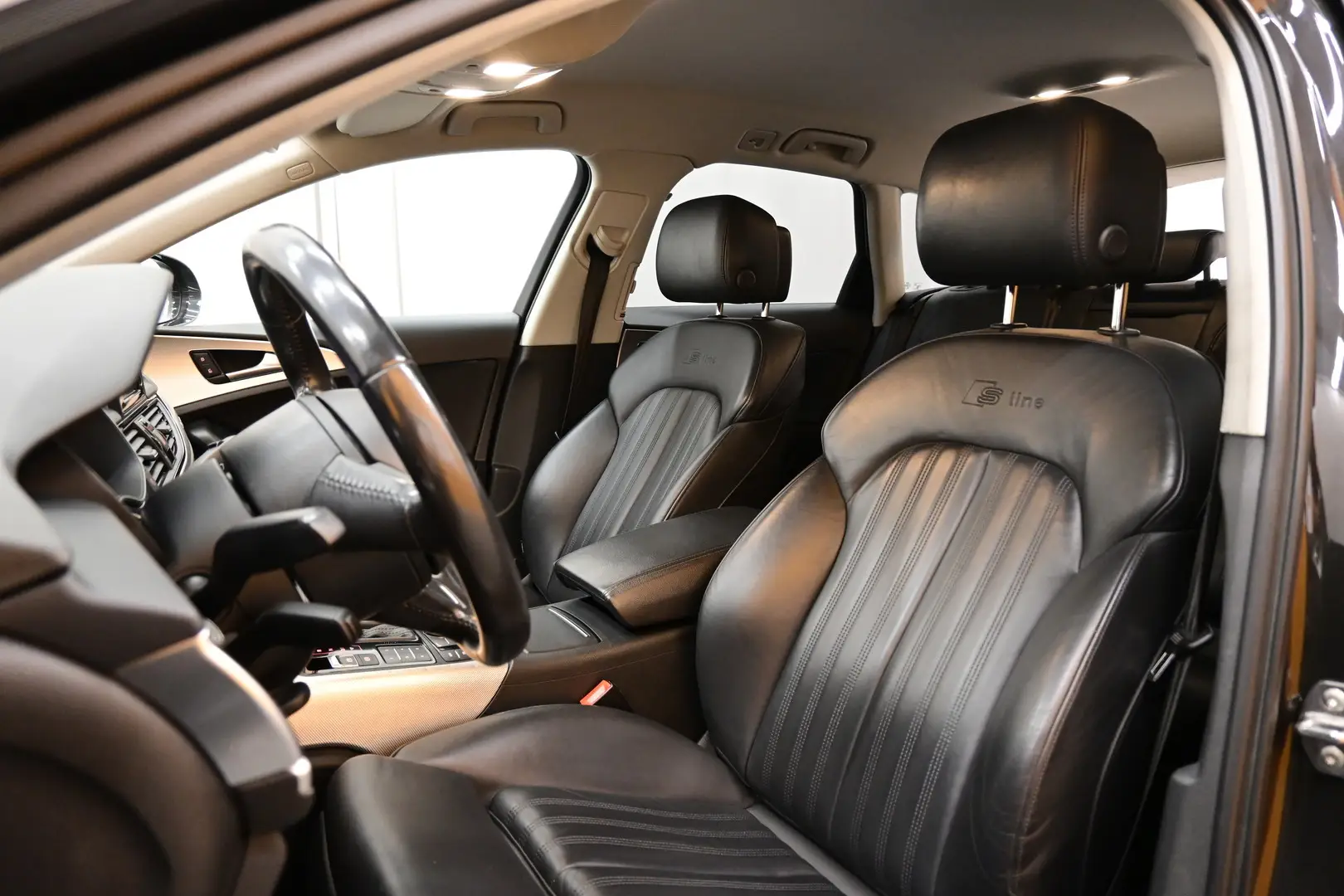 Car Image - 279oQLN07l89sHKrQFM3O8
