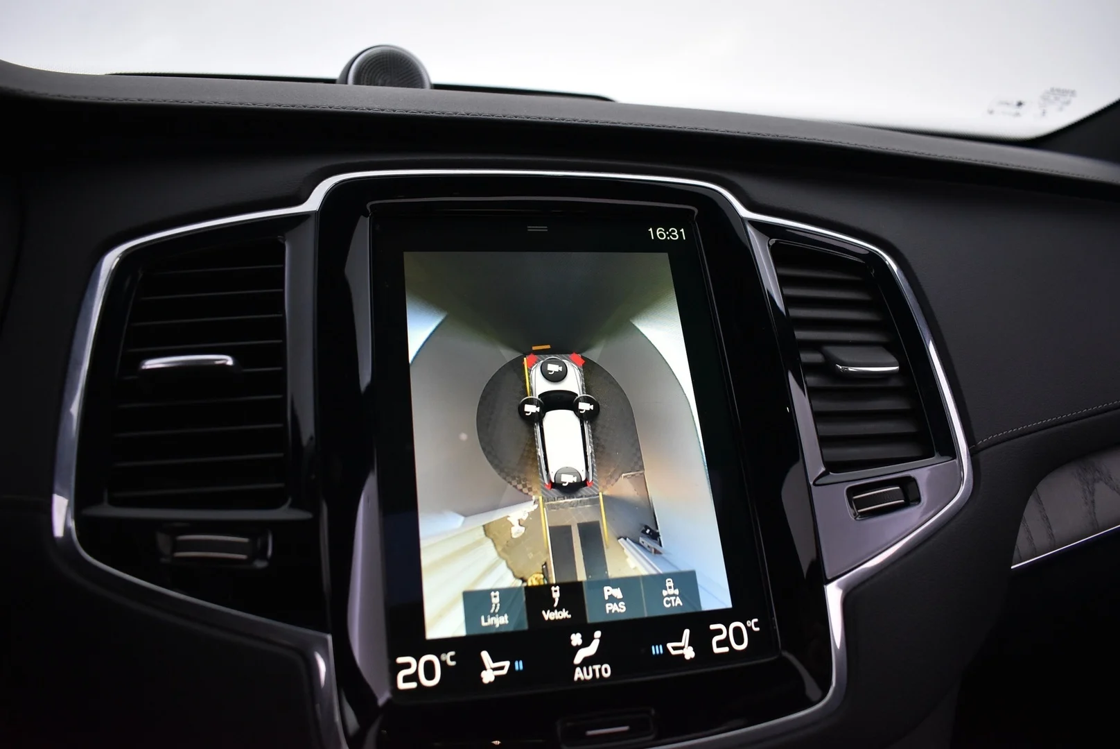 Car Image - 2Ky2hcMWNUhvbrDxqzSLZ6