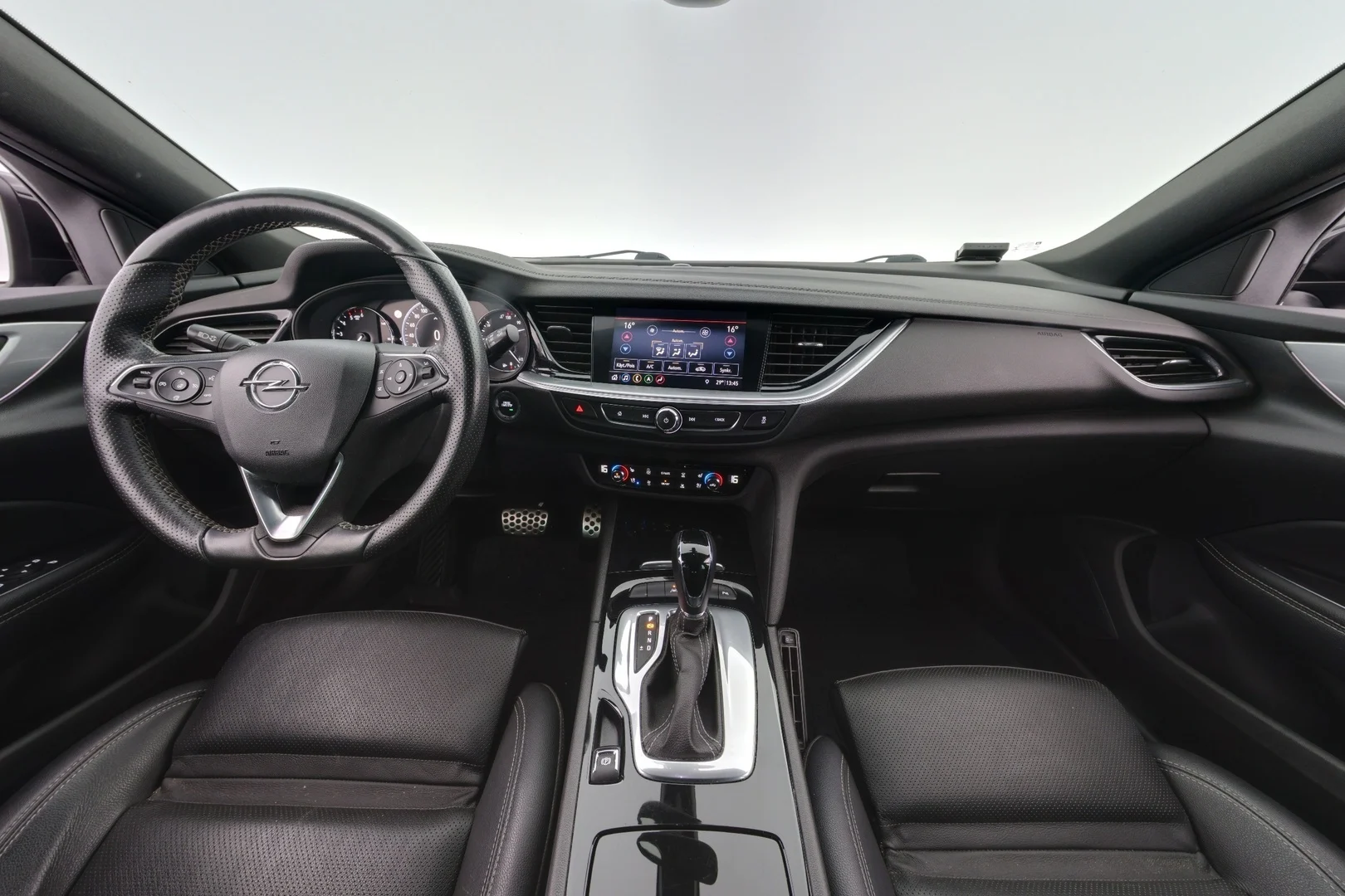 Car Image - 3Oq7WLX41s8nsFG7EqApjc
