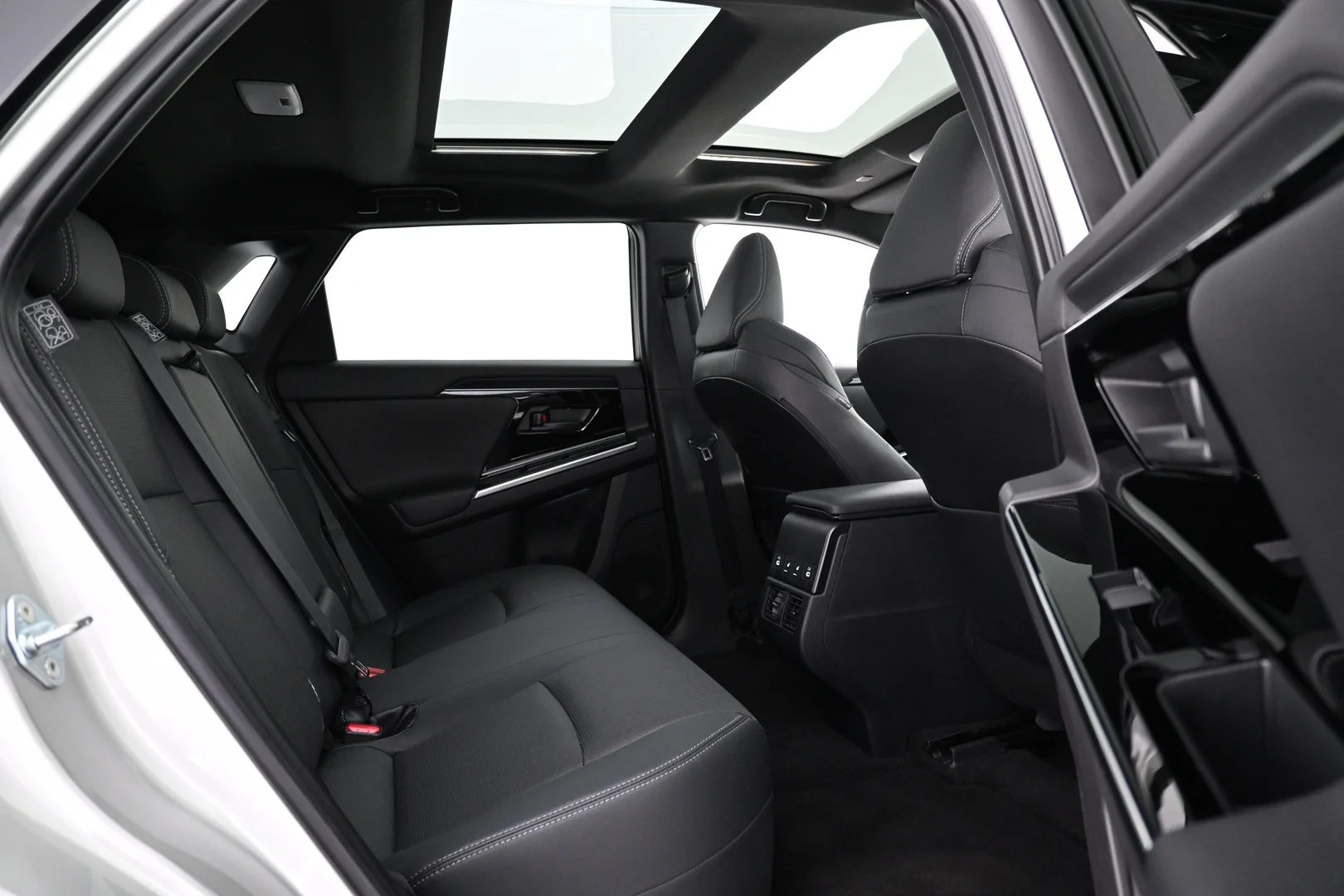 Car Image - 6rB6haoYdTc9qHKboVgCT4