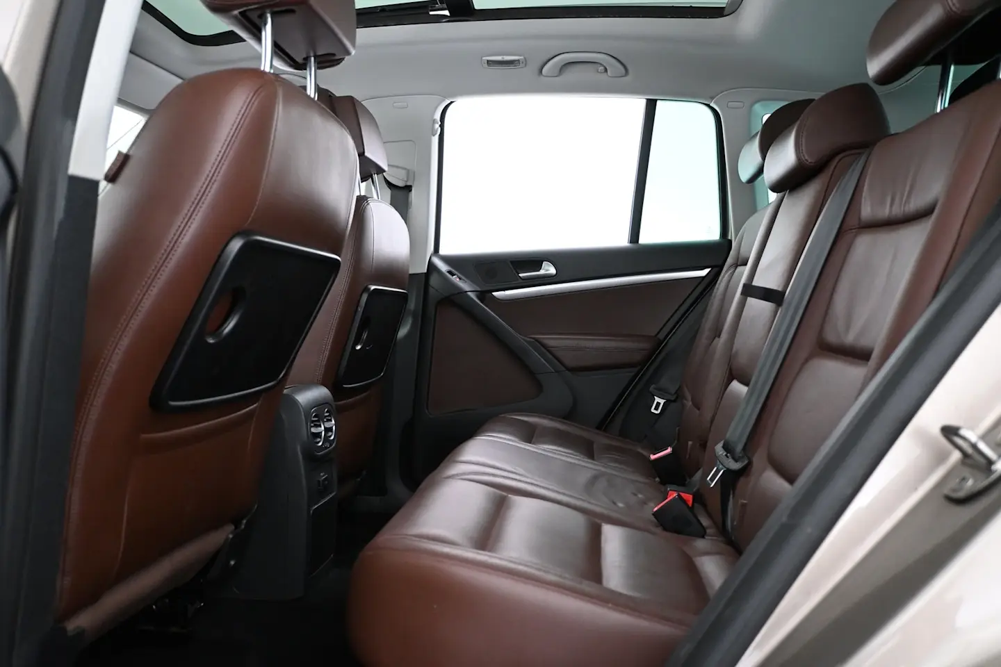 Car Image - 3GjfxGwrLMsevrqzl53e1D