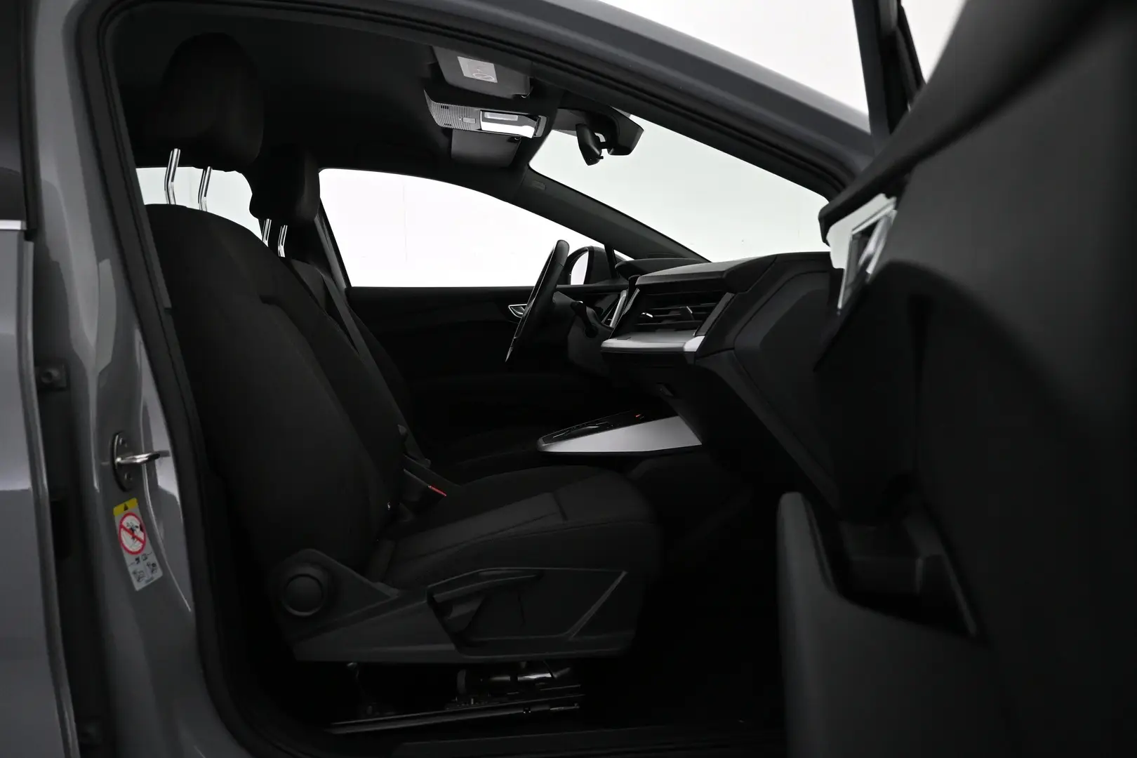 Car Image - 1lfbnyy9TjBaC5UTyFuyGm
