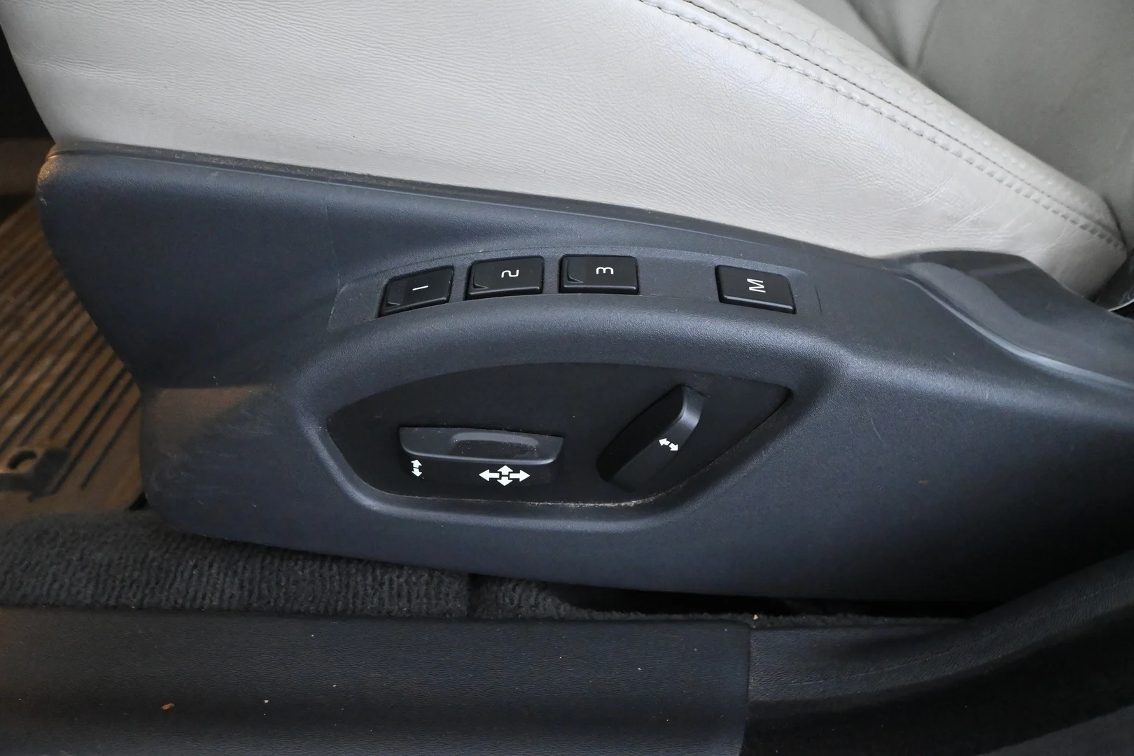 Car Image - 7qeQP1PoKjojXFXidLzcDj