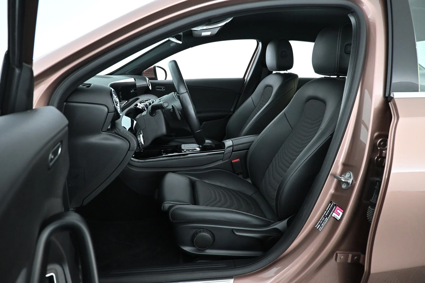 Car Image - 2TjrwrtdmXWq2lDrFkKNbJ
