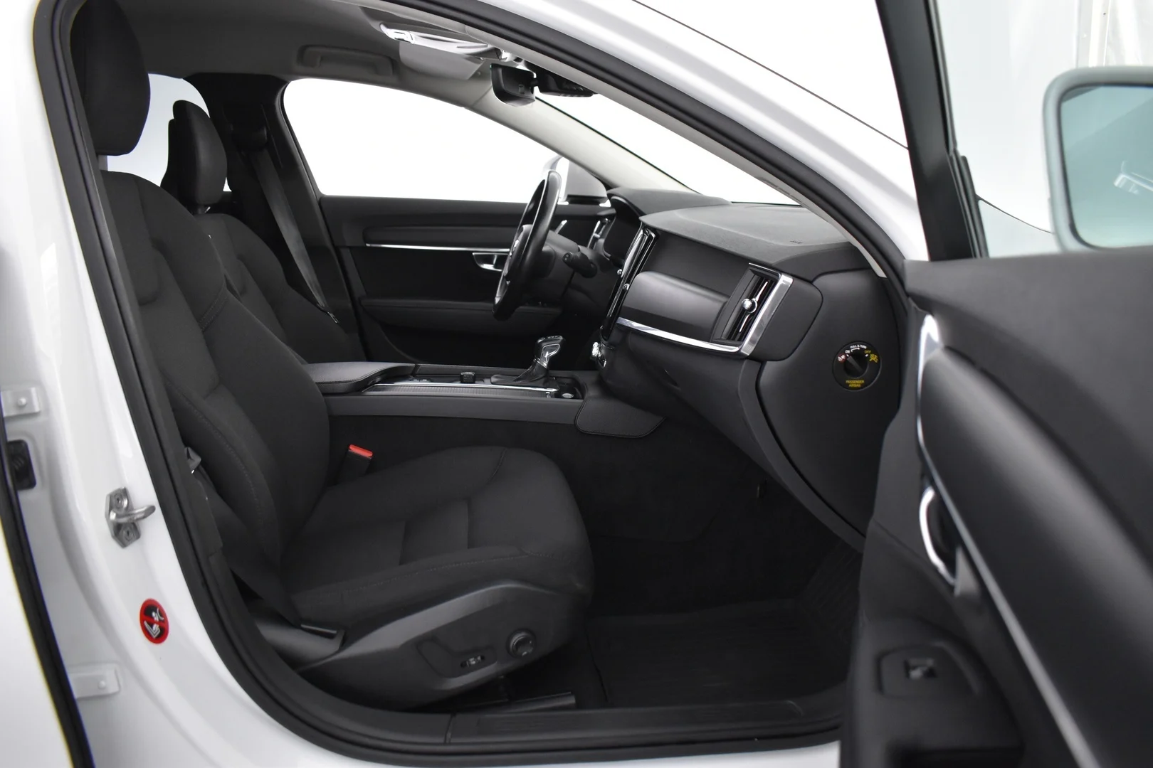 Car Image - 2QgY8eVOiAL9ELqqtLT2Q
