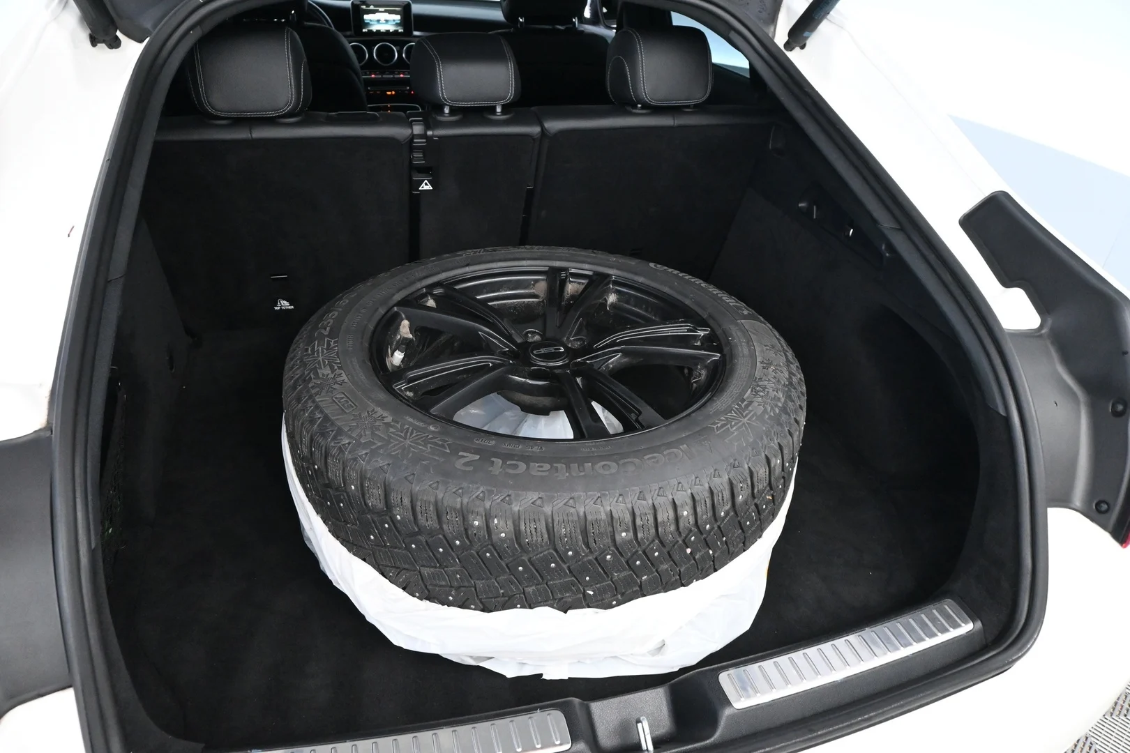 Car Image - 6OA5QzO4zEsyq58EAnX68P