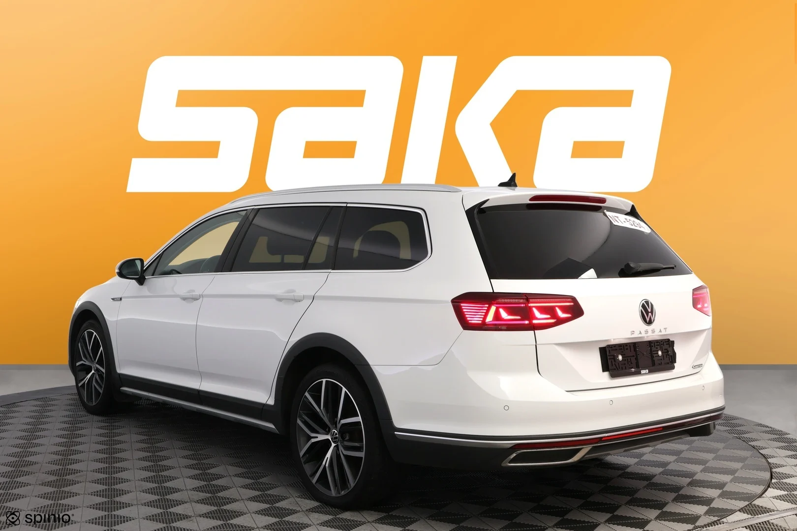 Car Image - 6VoXjVLh8U7sGnR8RzB8jA
