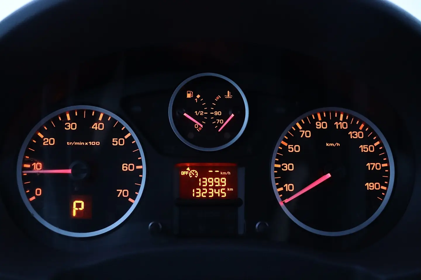 Car Image - 5JO2wWCfwcJy3YYiqX74Nl