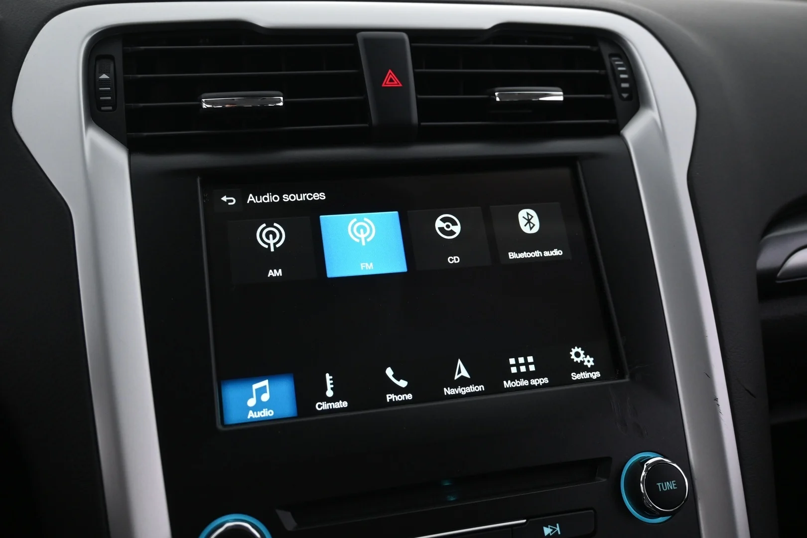 Car Image - 4fc0iPbRyAx8ZfQMAq1U3i