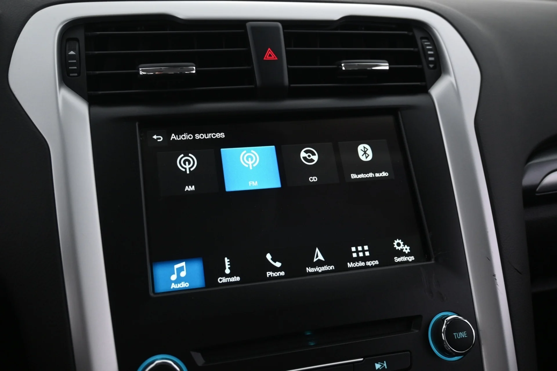 Car Image - 4fc0iPbRyAx8ZfQMAq1U3i