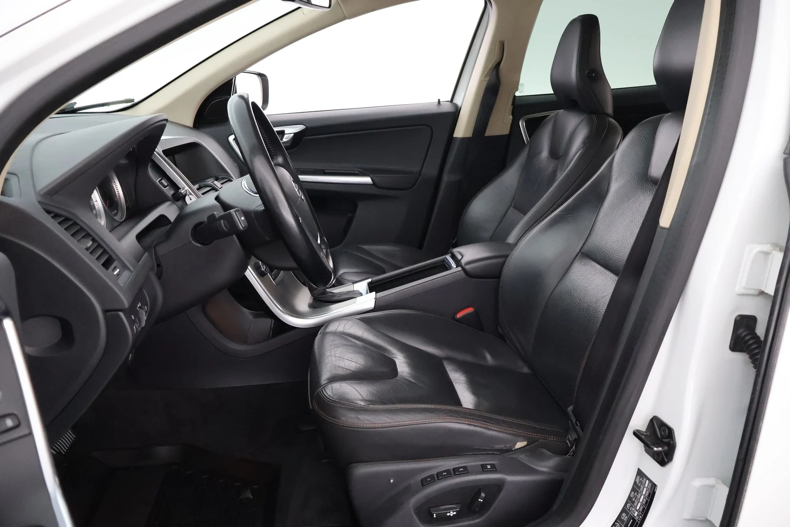 Car Image - 1sYHpltLxXCpxyI7WUO2Uj