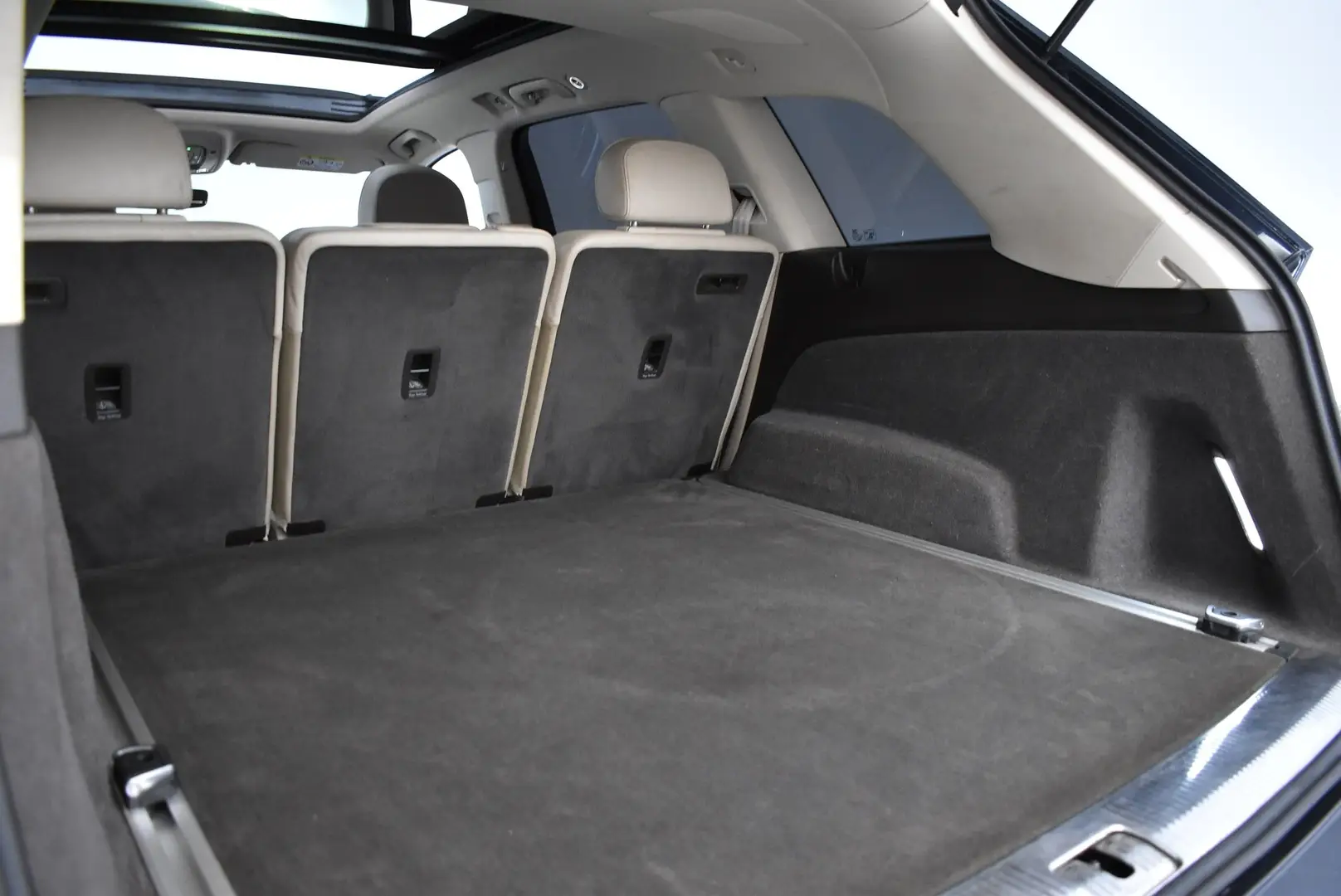 Car Image - 5I8GoADA6Mkjf5BCD6We8O