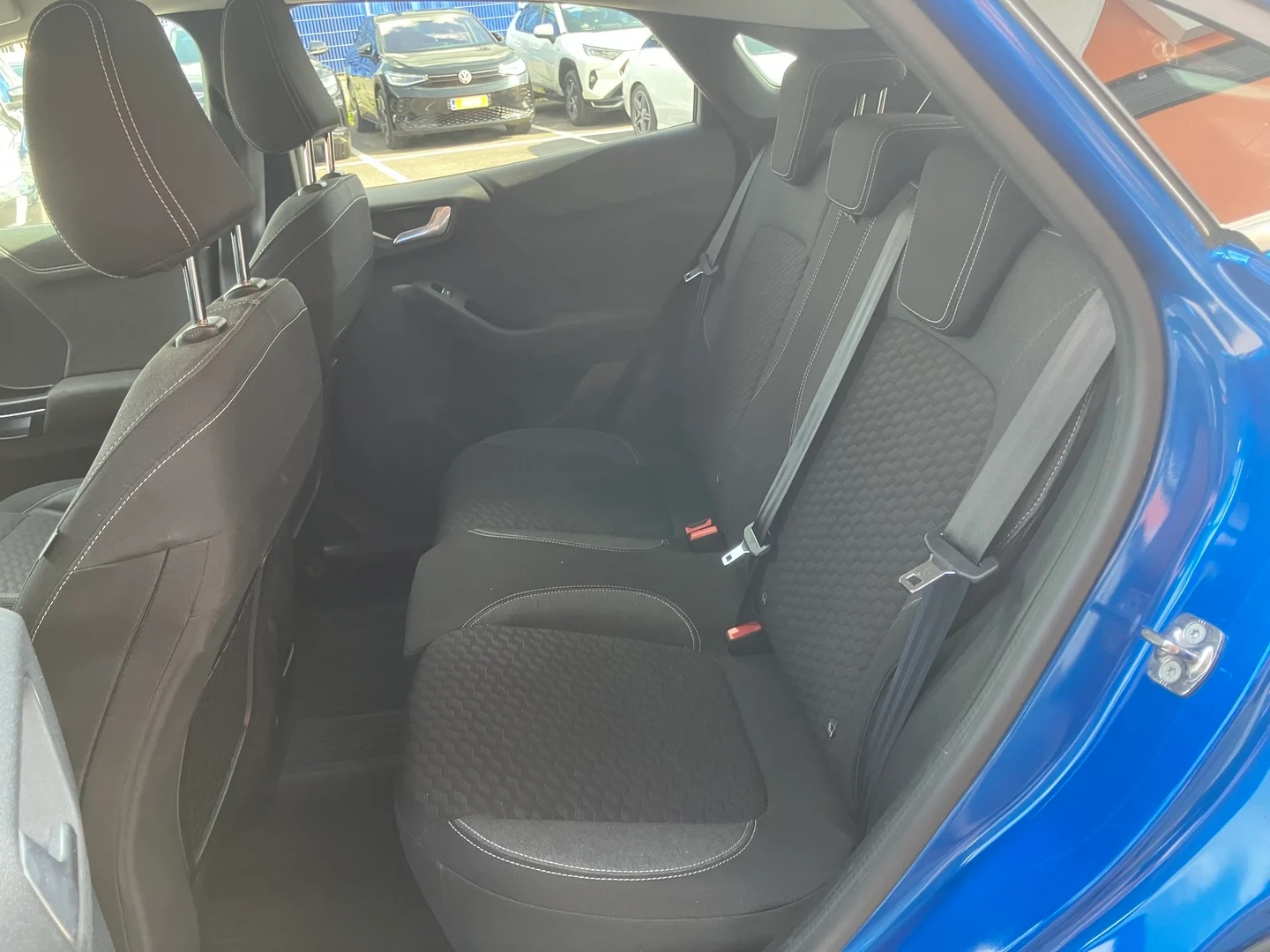 Car Image - sJFPpqtqN33JyhTvfszt1