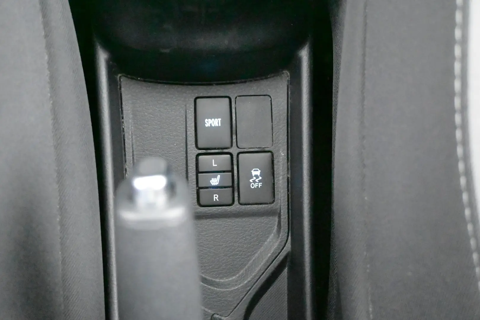 Car Image - 6MUoo0UofYC7e4LaxioKNa