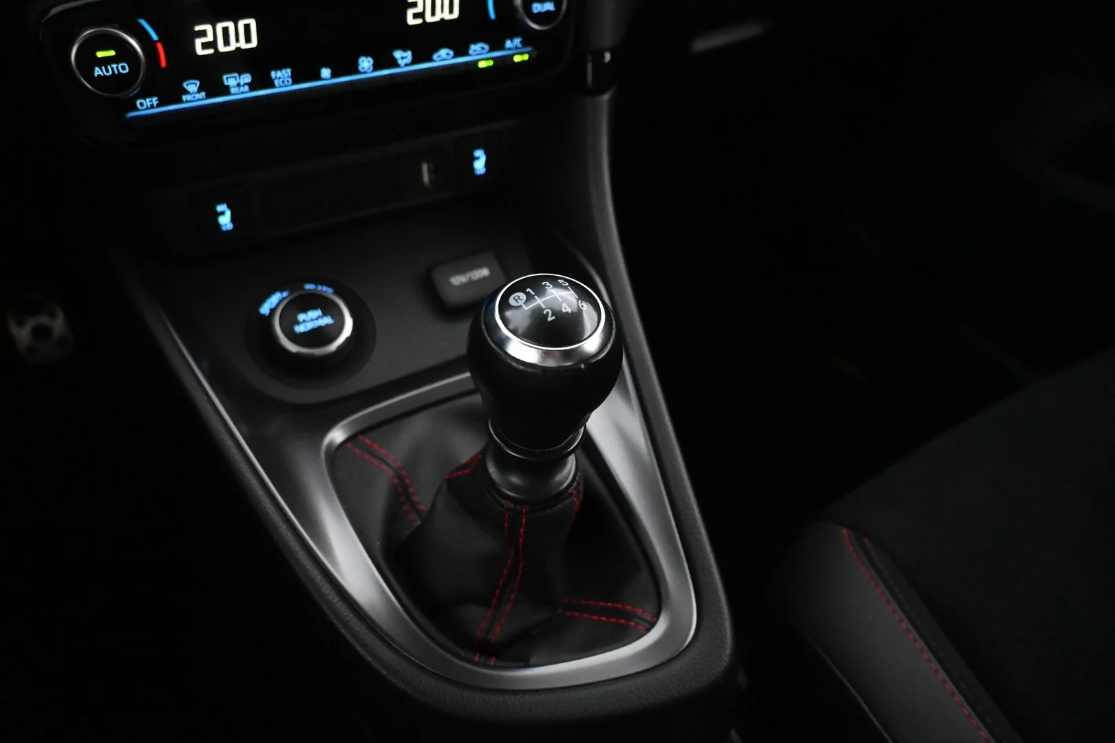 Car Image - 6MySIoFZ0kVU4IIbdhkwbO