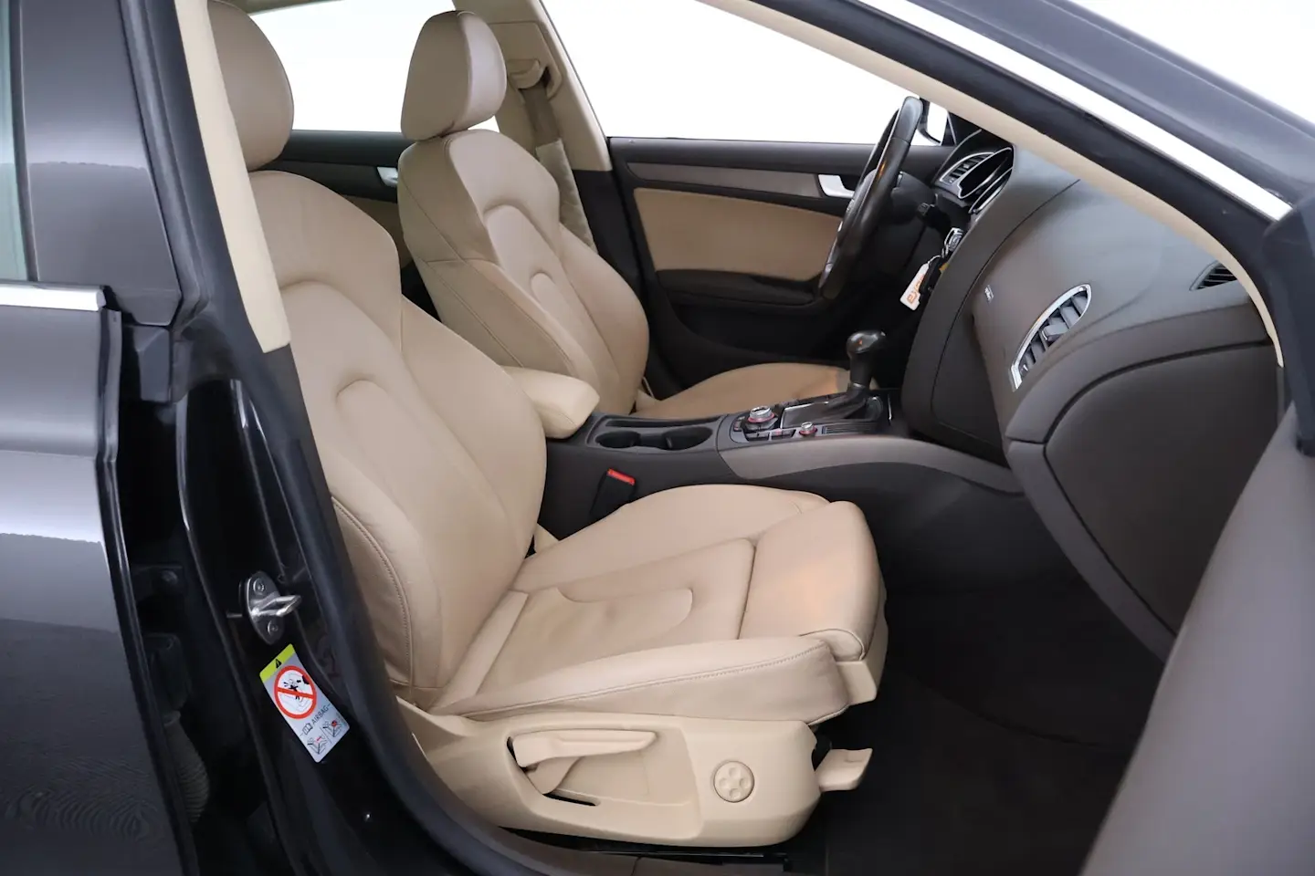 Car Image - 2zsXuFjntAPJNc2AmpUIWY