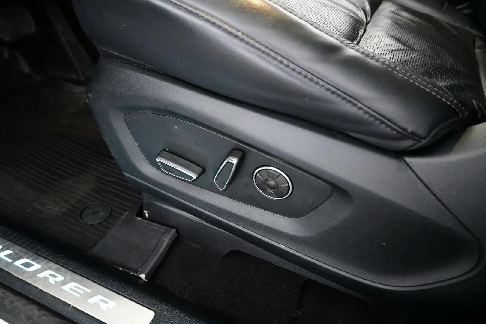 Car Image - 6IKjRzBbKOeRXORRsgRhOW