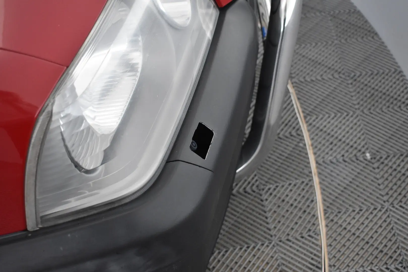 Car Image - 7s9mQolpfW3Kf3Lk1ej2q0
