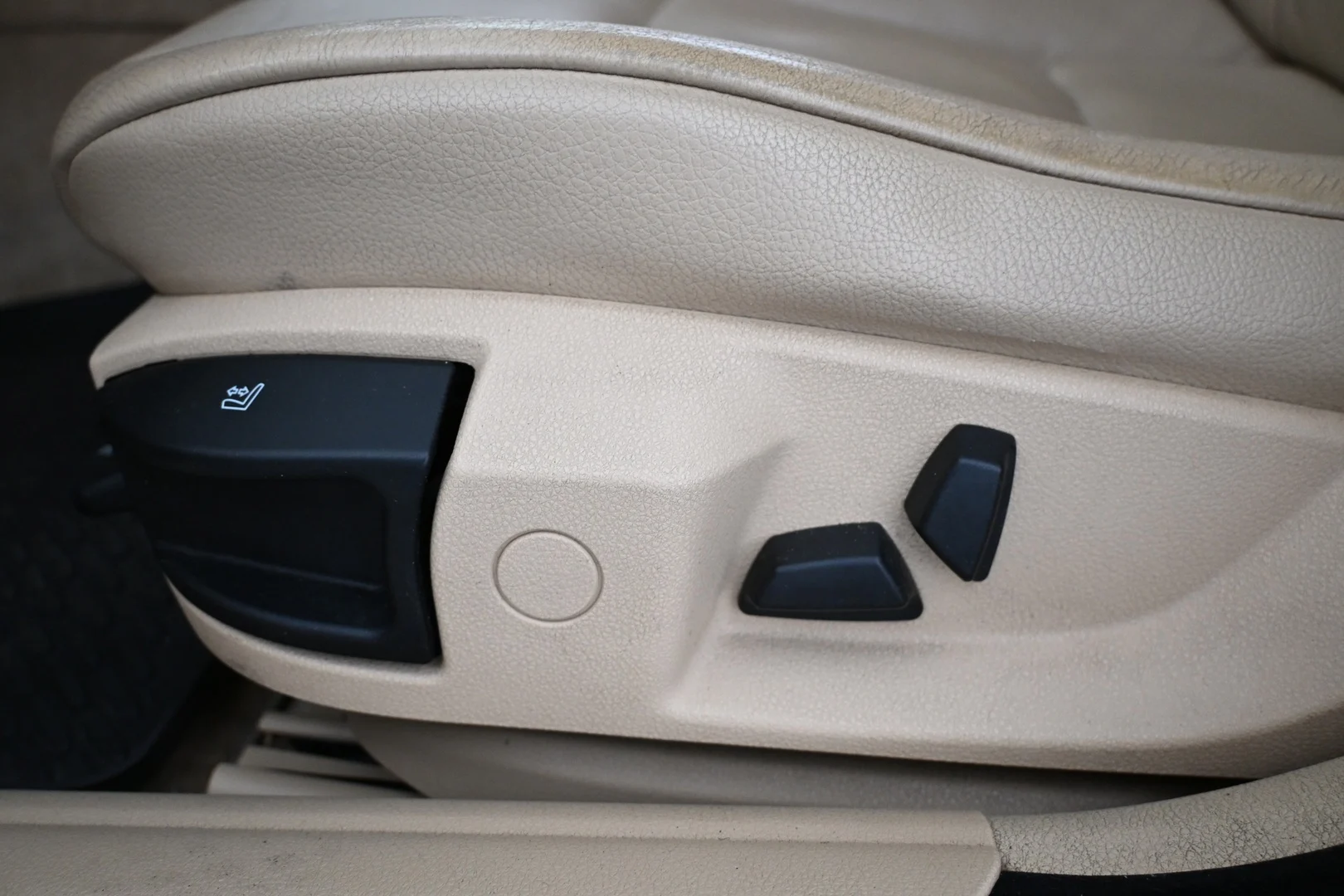 Car Image - 1TcHoEUfMAZ4X2rfPUsP4K