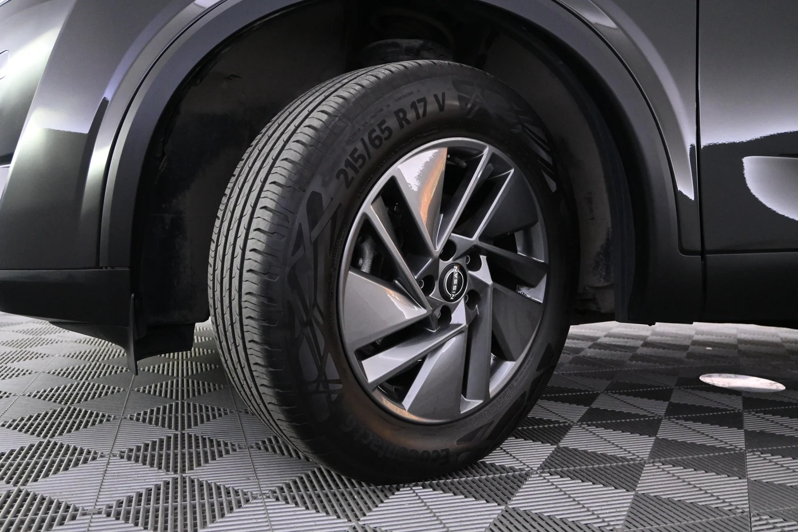 Car Image - 6pSGOJippF0WdIzoduZSkc