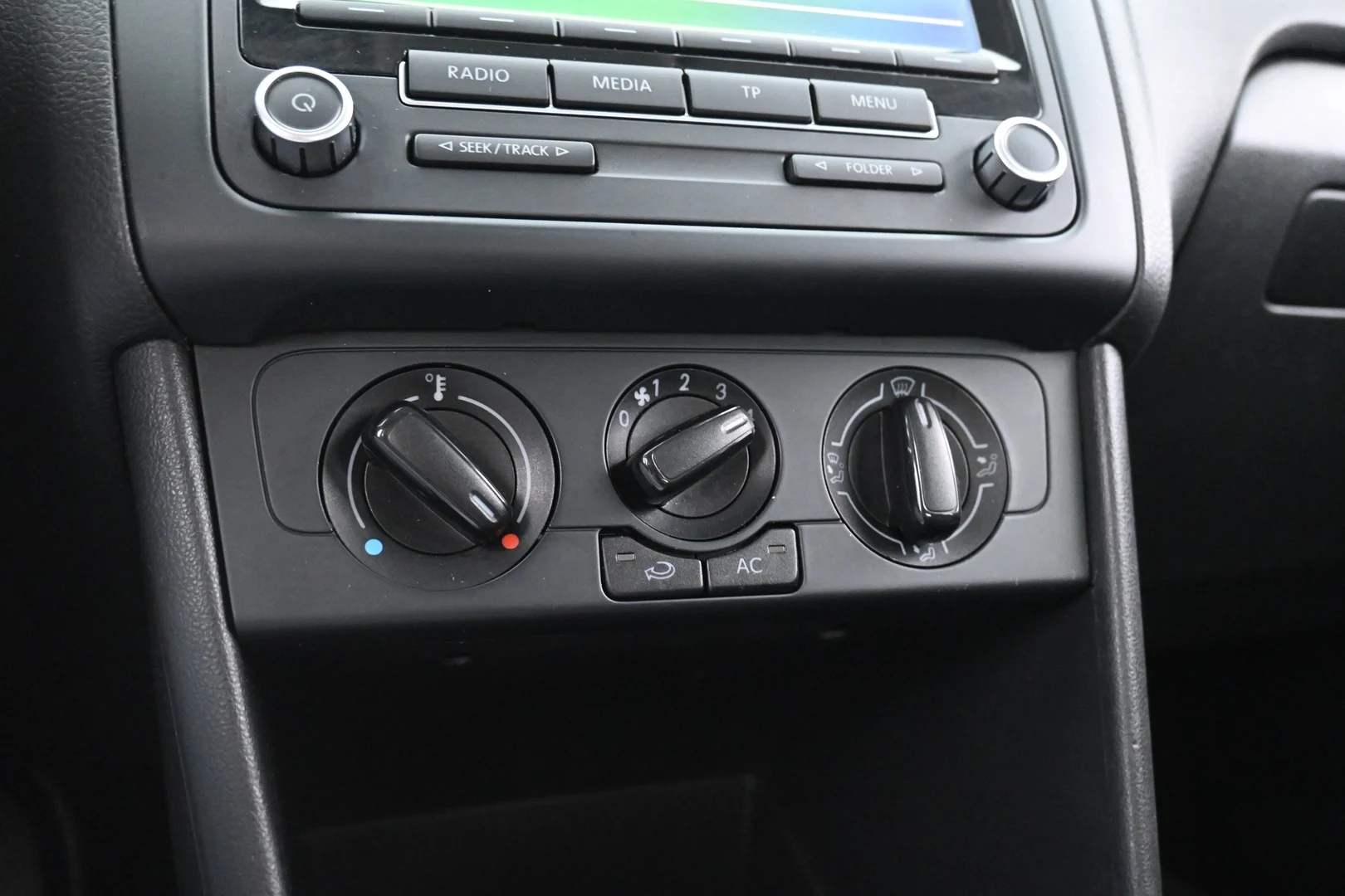 Car Image - 6DQIobg6h1TOzk7xocfFdj