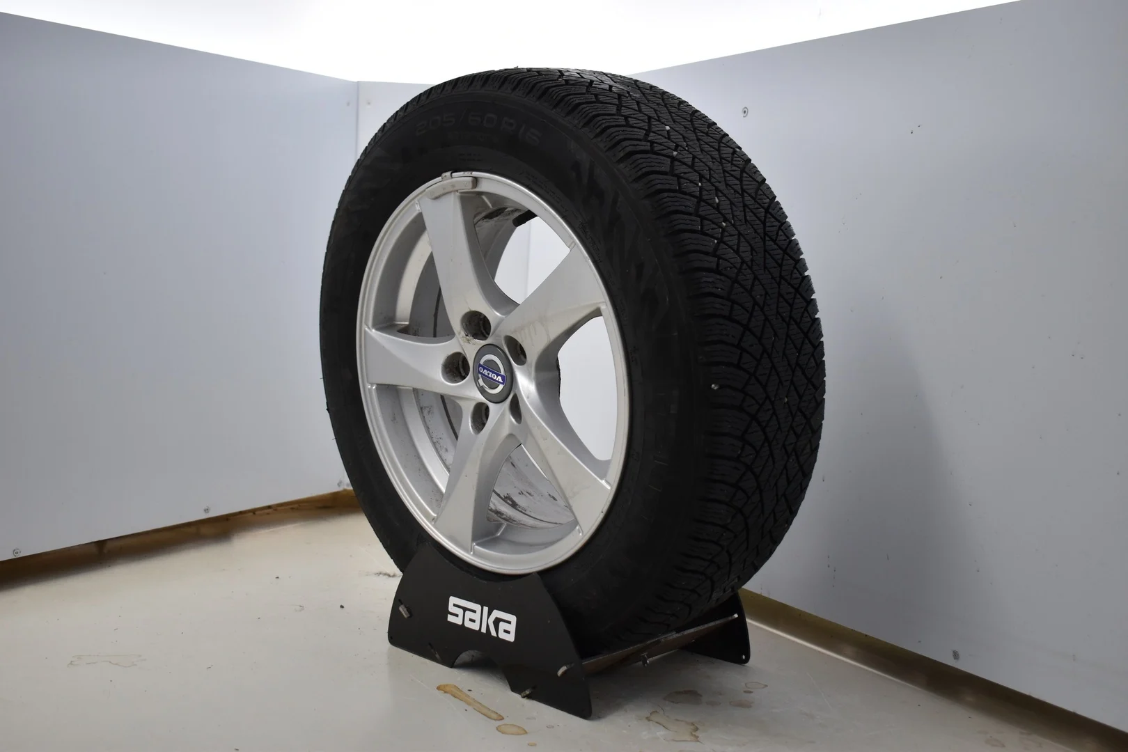 Car Image - 1OKxRQtFtiOLdXLsXKW8bl