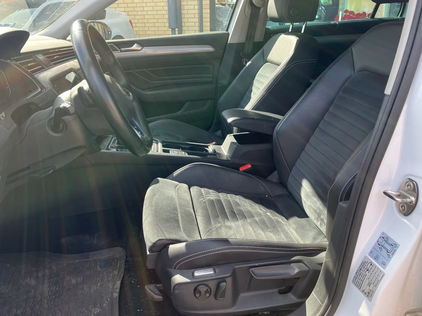 Car Image - 3D315x0xVUS9gZc26x3CXW