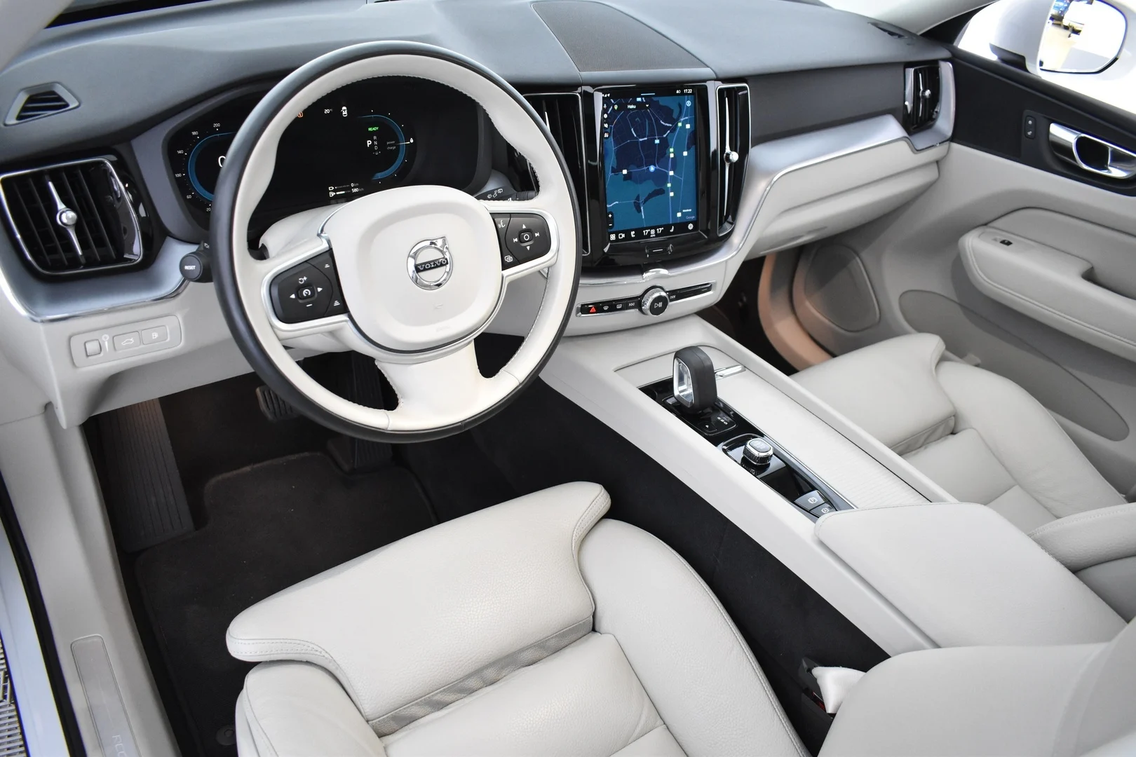 Car Image - r0hzCywllIZgPEta5oUA0