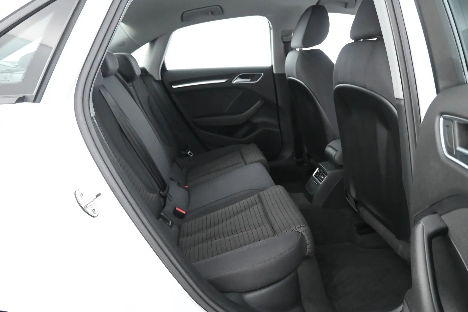 Car Image - 3f8H4Skjkqd7pJUcOkhssB