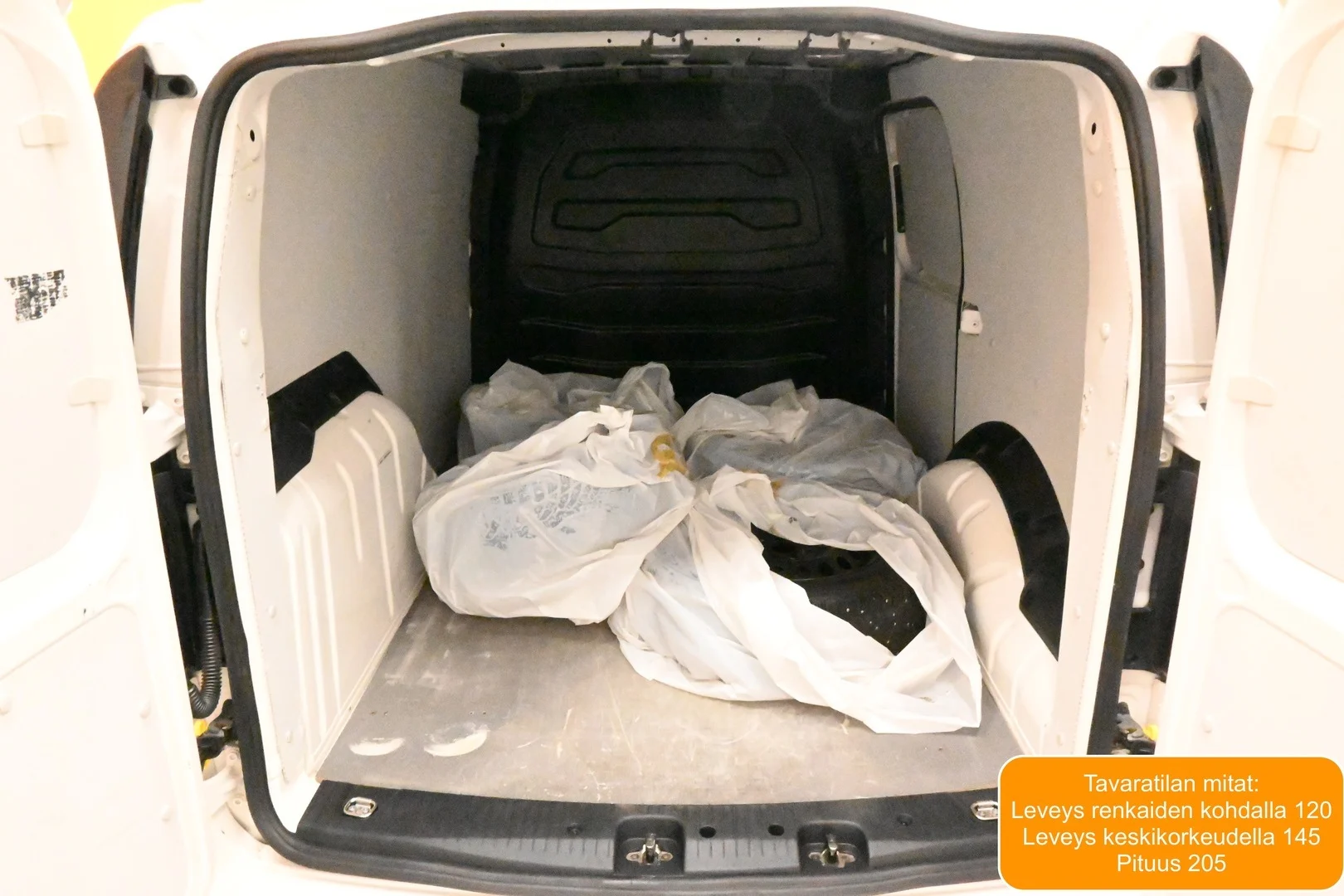 Car Image - 7zeitTk3RE76c5giil8nCU