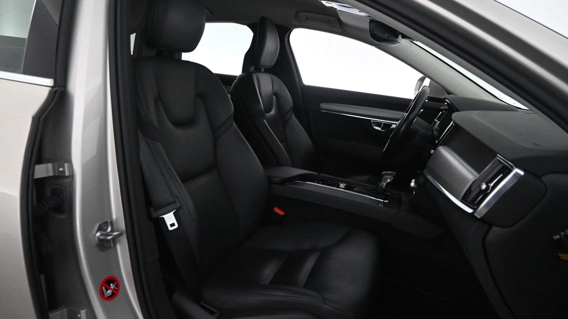 Car Image - 67iepXkEyOOQ3VYLSjwJ7C