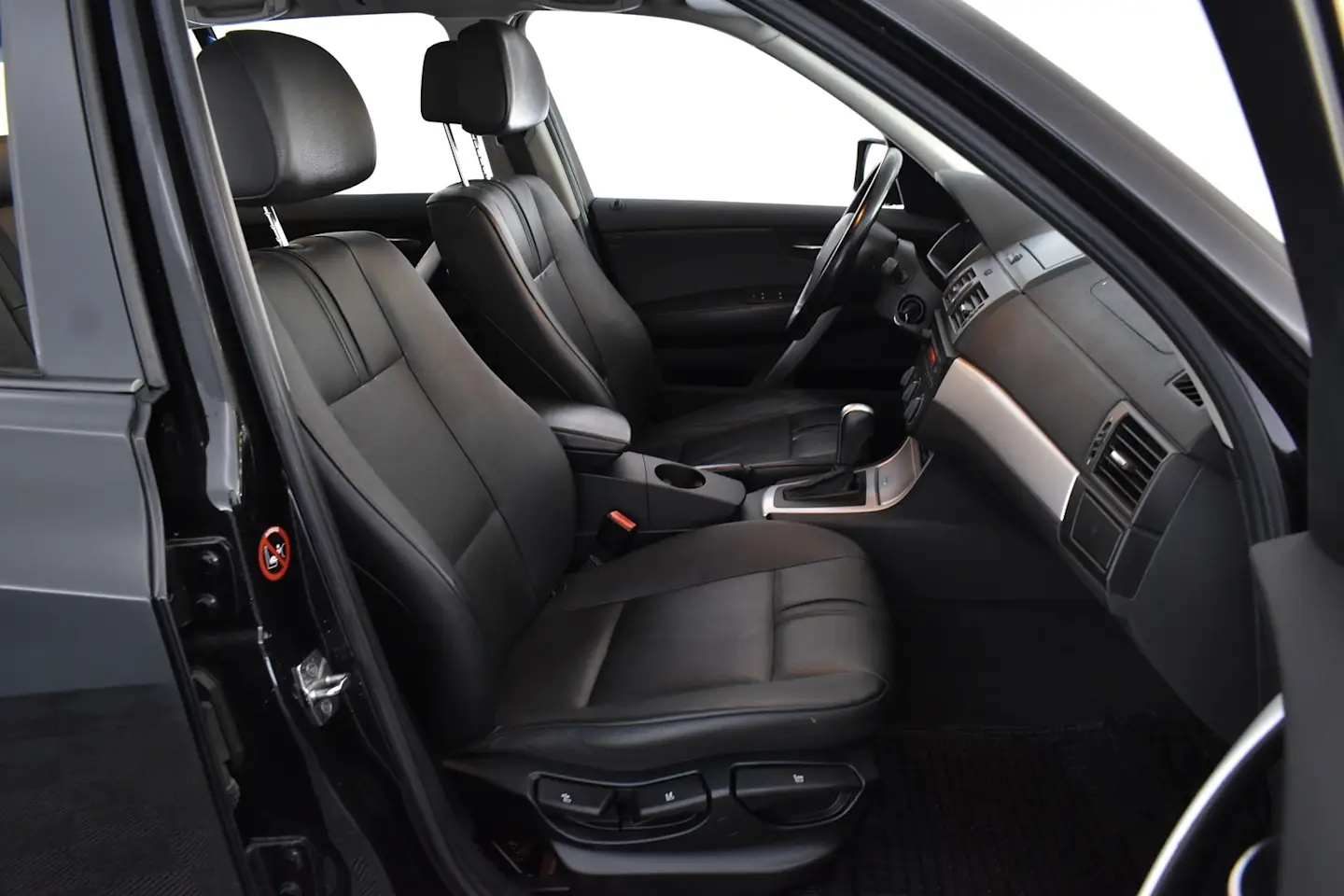 Car Image - 4hLJf4jTRWMCiaHps5LTuv