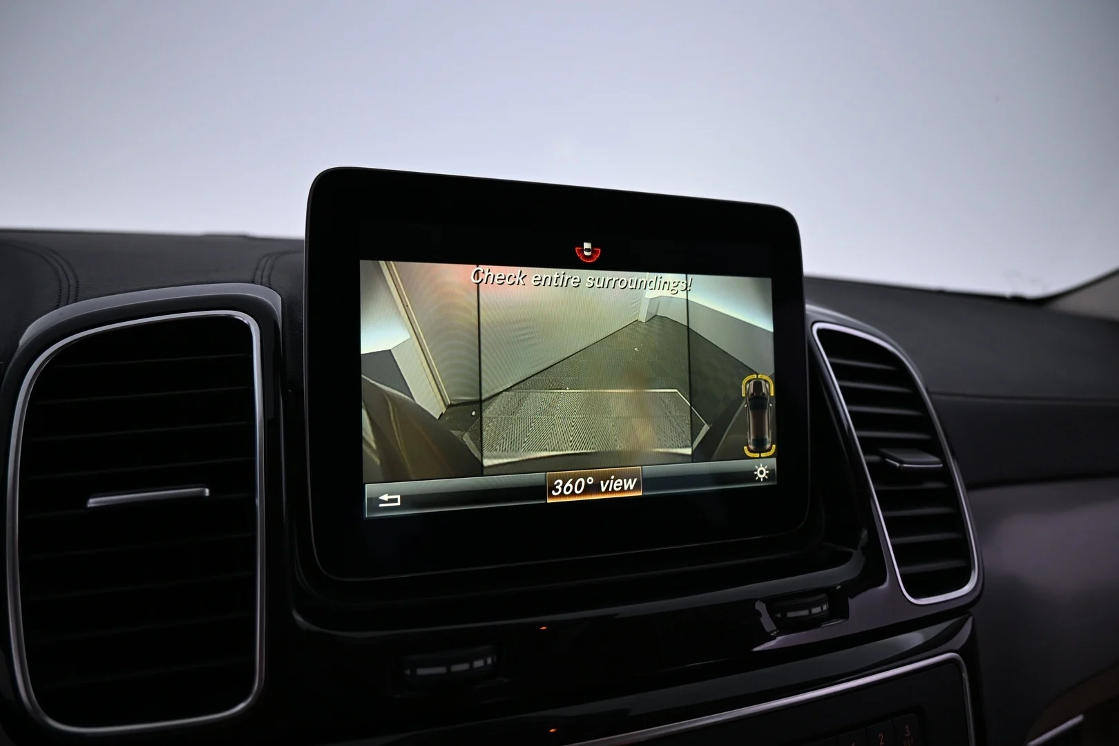 Car Image - 6g5LfIDMN7NPaR5LKMLa27