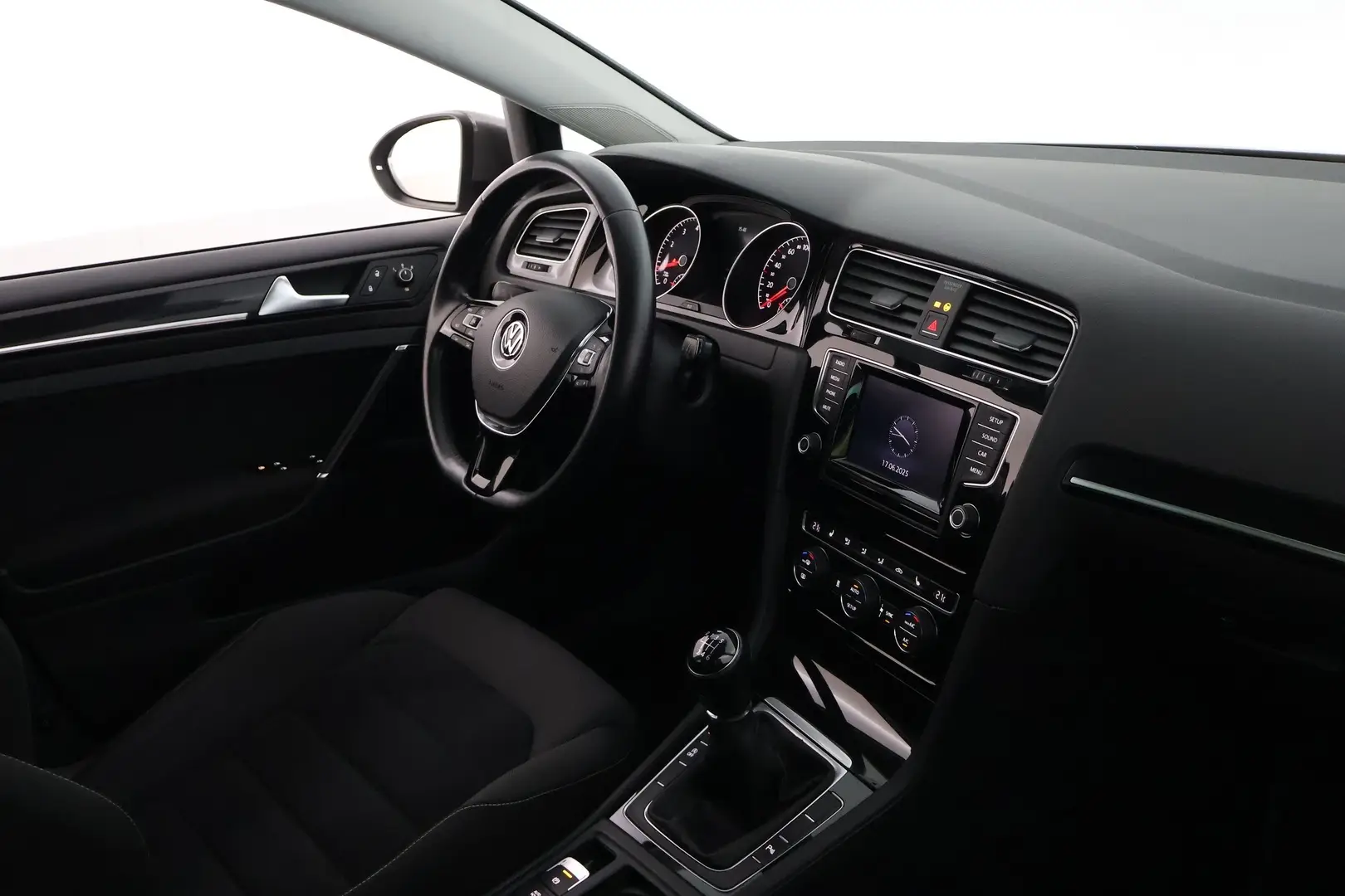 Car Image - 75FPxitWmI8EO70C0Ty2N