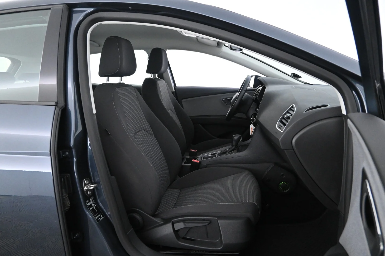 Car Image - 5nmFDIVow6EZOJd2z1aZnk