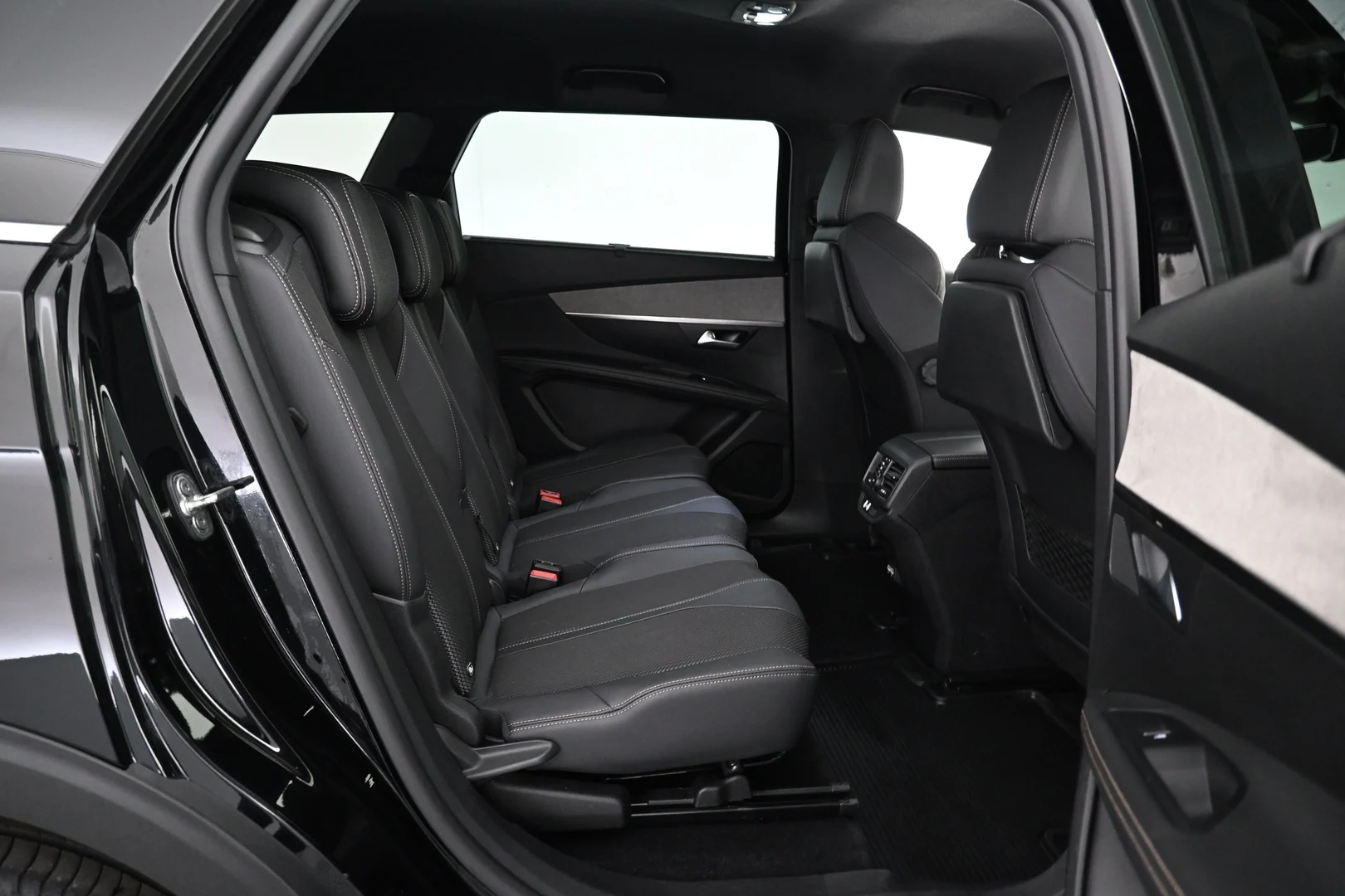 Car Image - 3alMsnsVSqLSC8hkuScJBY