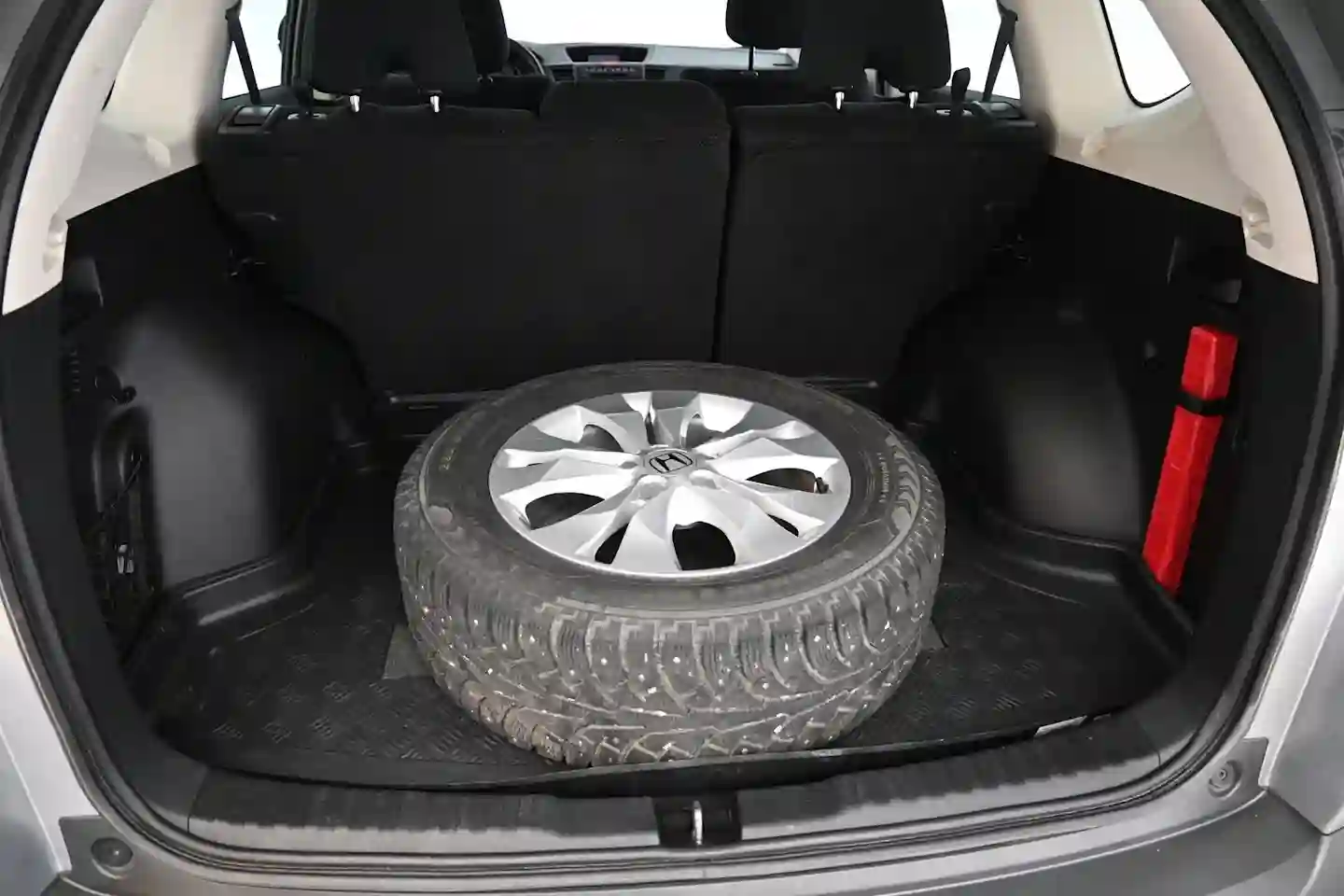Car Image - 3YtZO0HCrPHDz6eUpvPZ7p