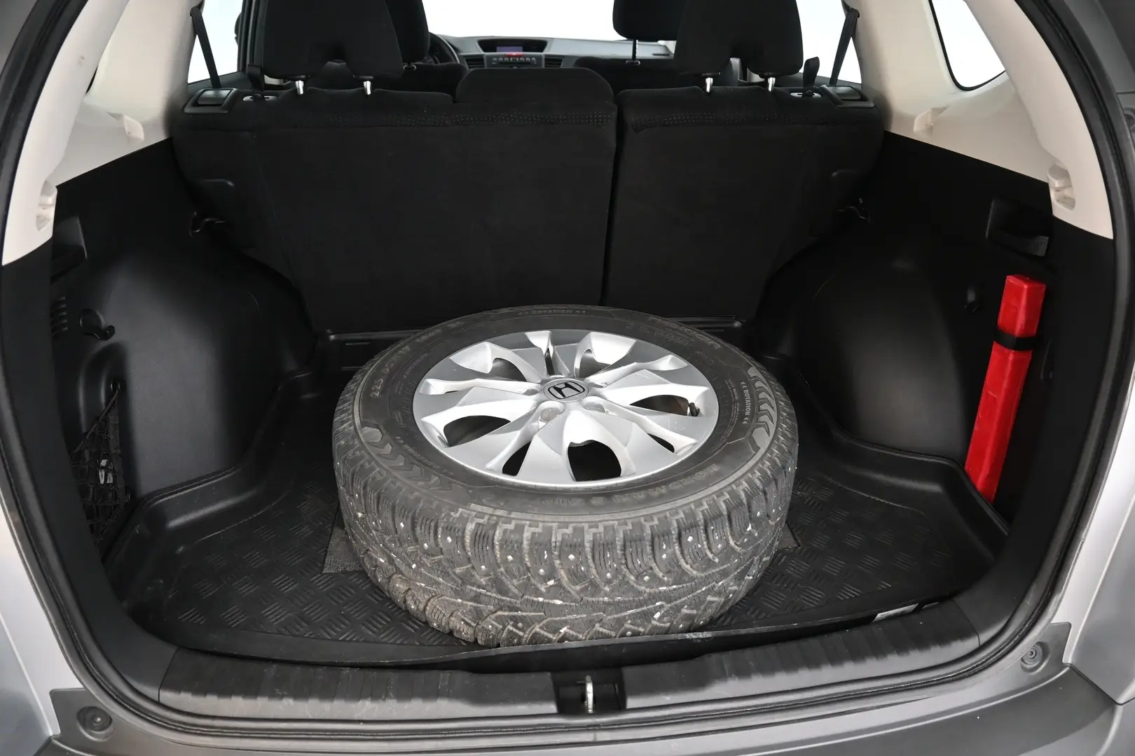 Car Image - 3YtZO0HCrPHDz6eUpvPZ7p