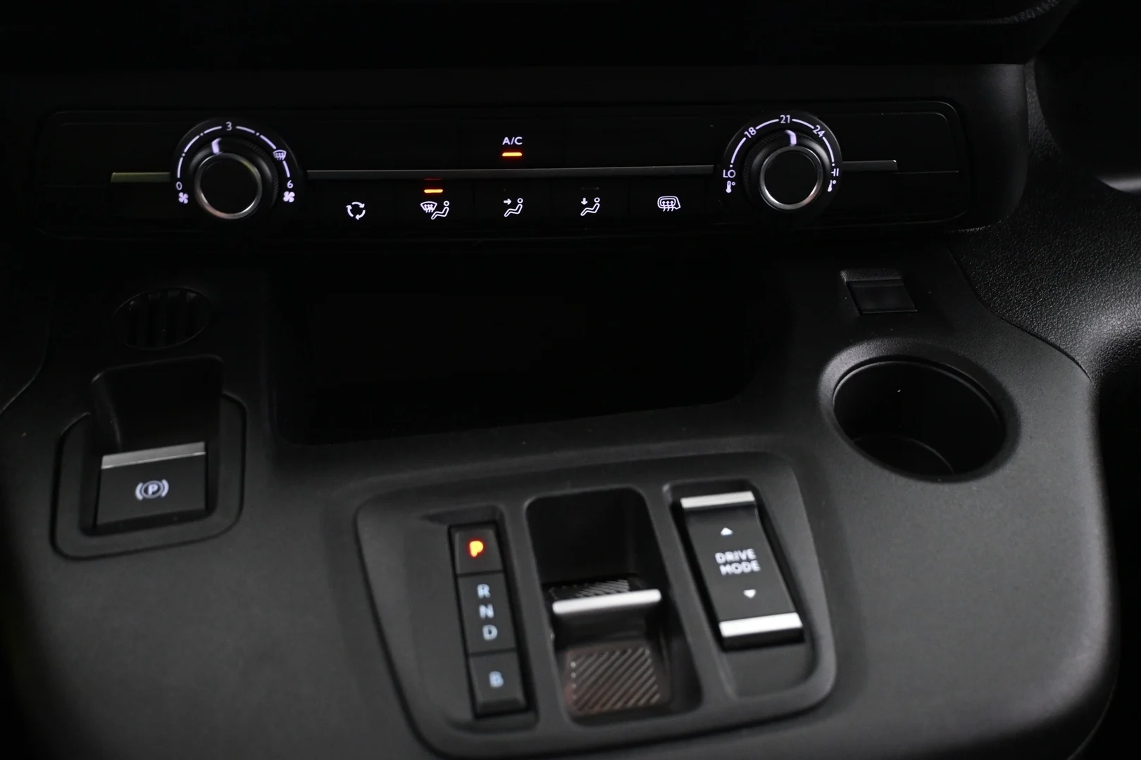 Car Image - wl6fI6B2vvo1b4GtOoTxW