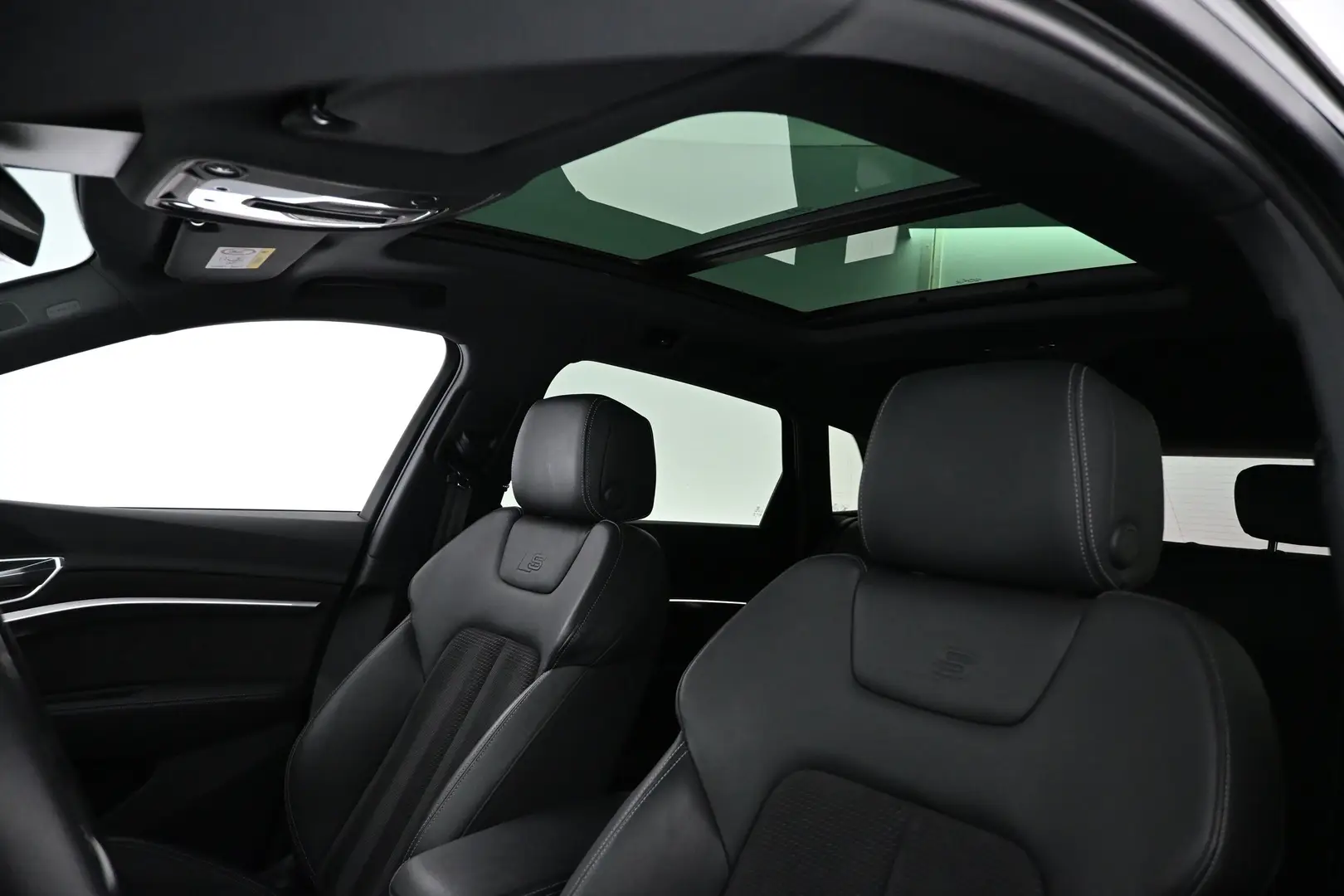 Car Image - 2Vhv4TxSLJLpx4kFKMtuMn