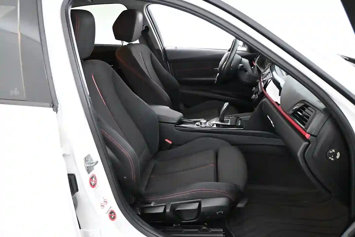 Car Image - 241RnhQ6YRAAeycYUYwqzj
