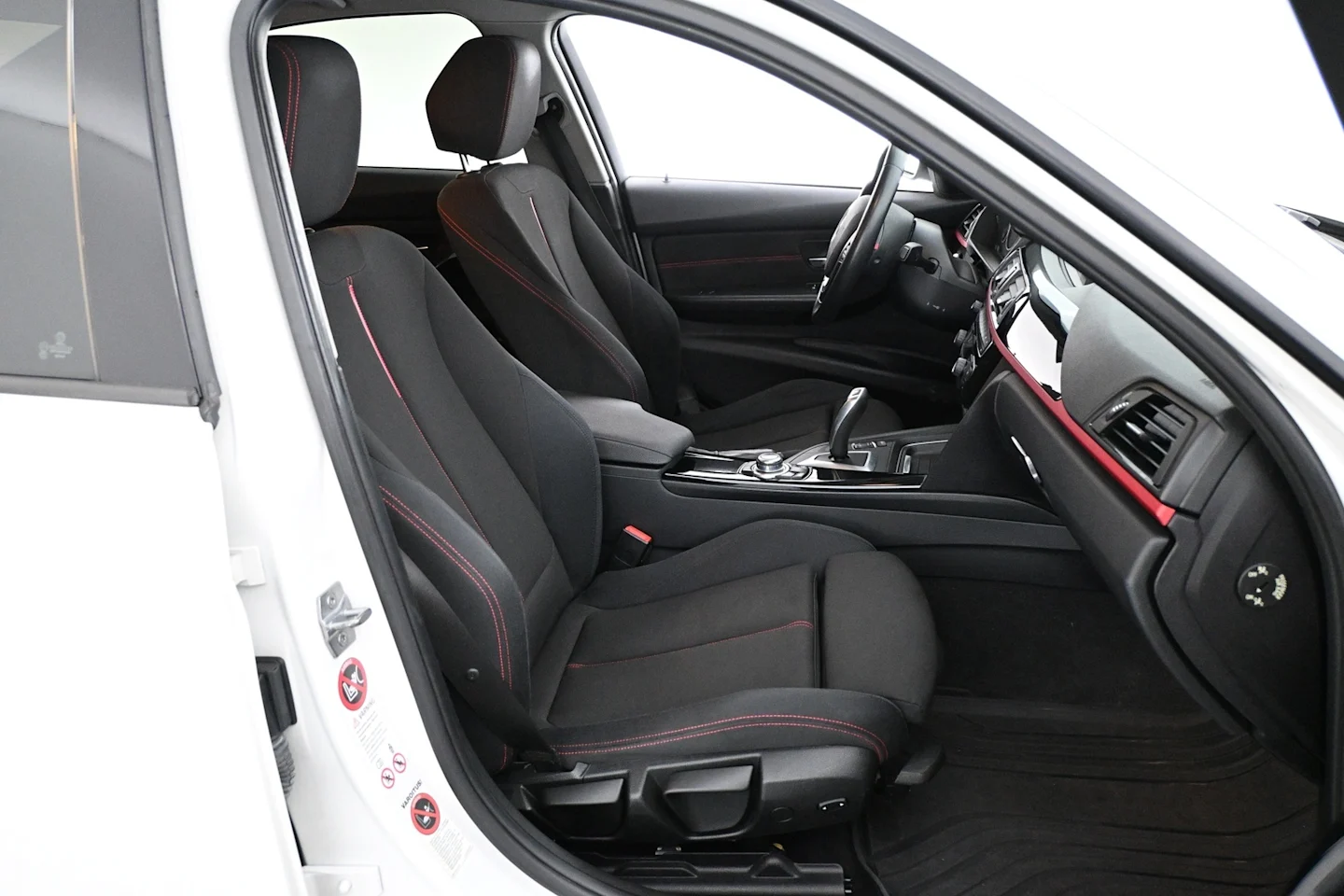 Car Image - 241RnhQ6YRAAeycYUYwqzj