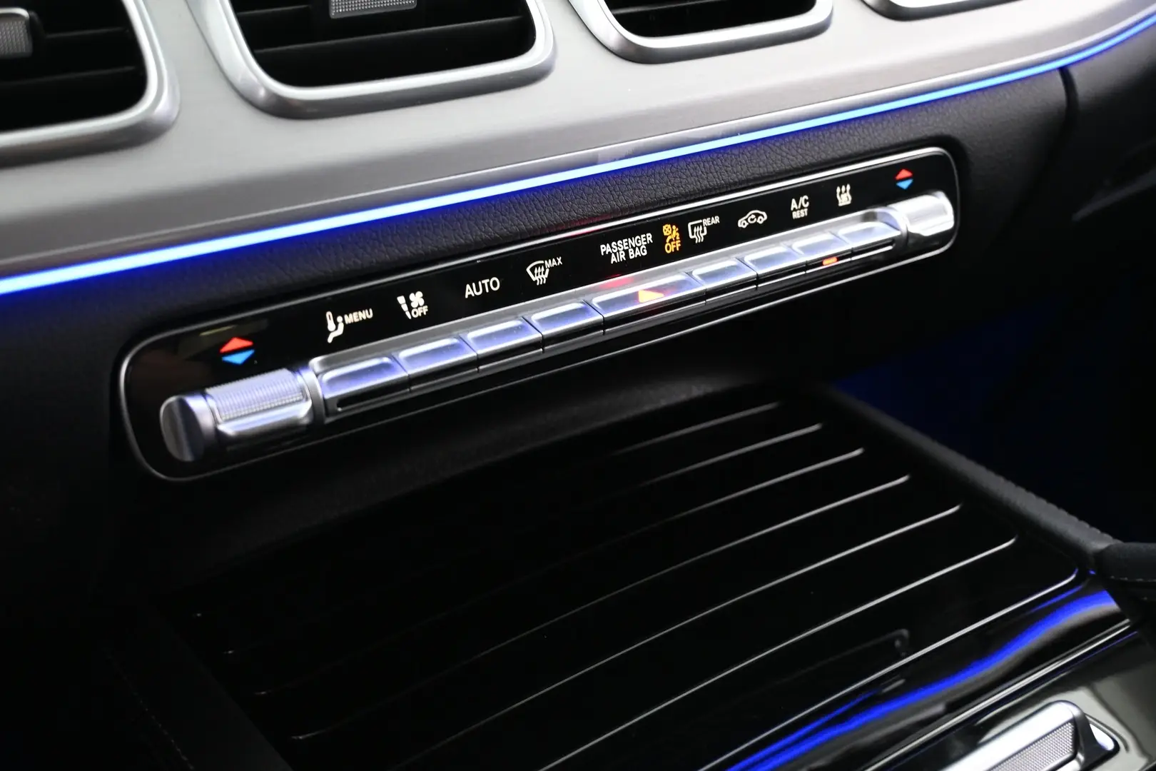 Car Image - 7oZLEZvf1kQZTFS4zOj1Zb