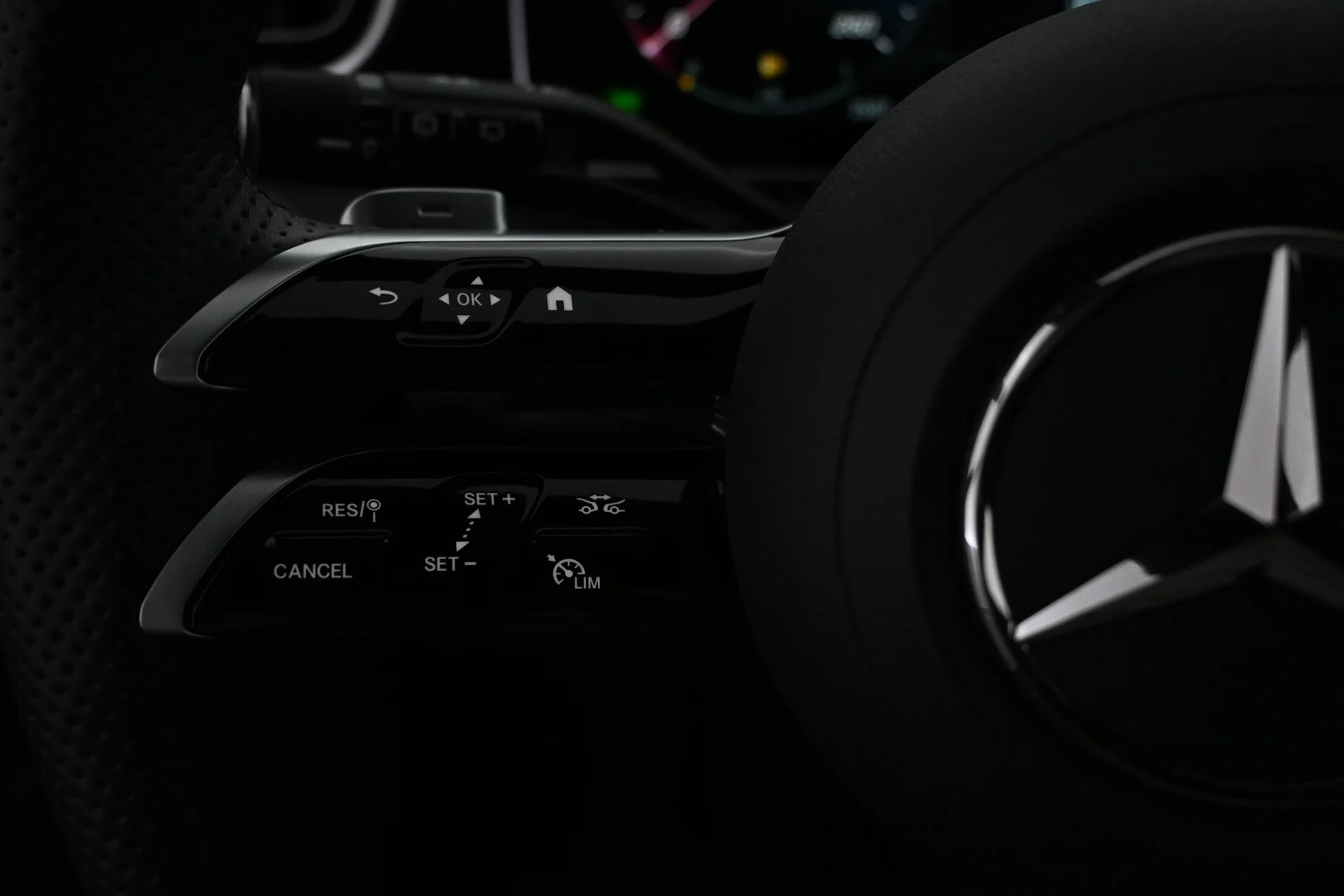 Car Image - 41W2du5QUS1qFPc9Da5N5S