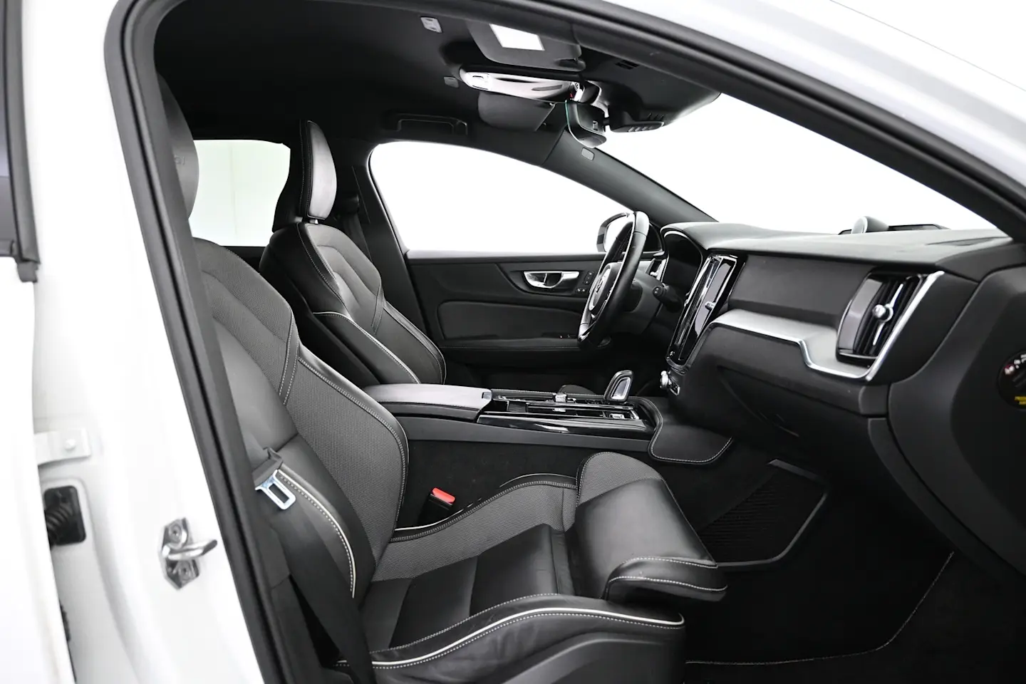 Car Image - 2Khy3EaHqWFEmt9myHVW2b
