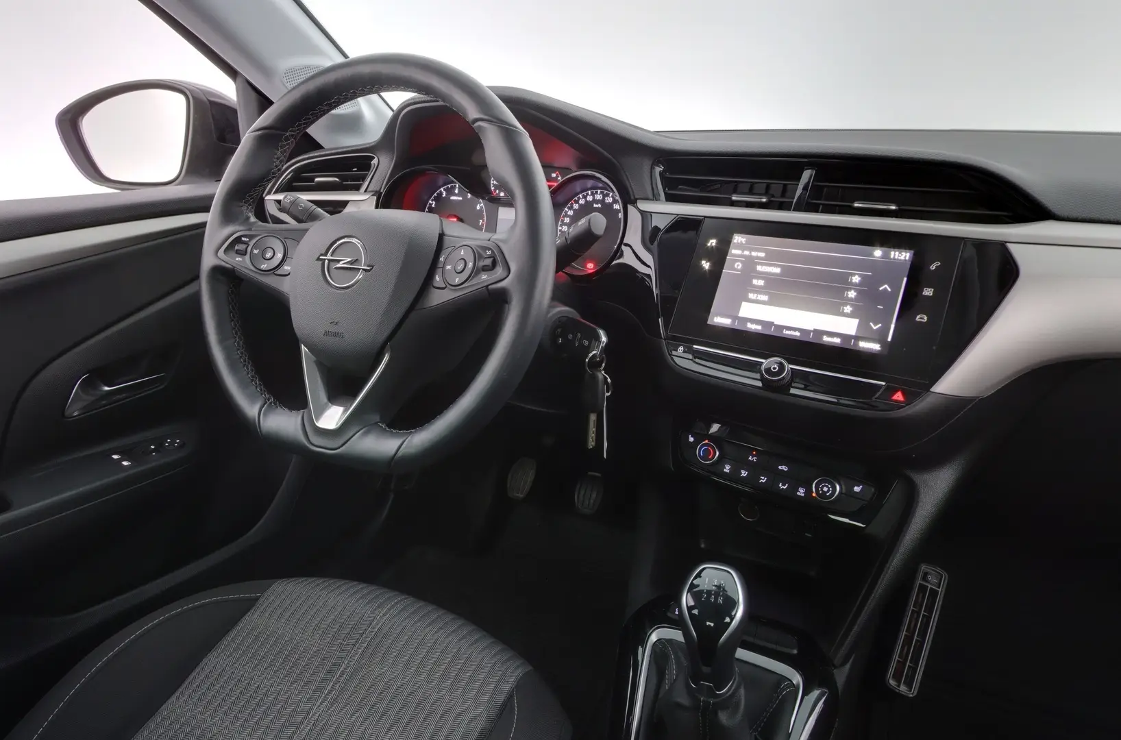 Car Image - VduUhebMctEXxyM7xrY2H