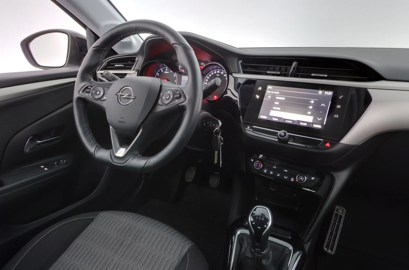 Car Image - VduUhebMctEXxyM7xrY2H