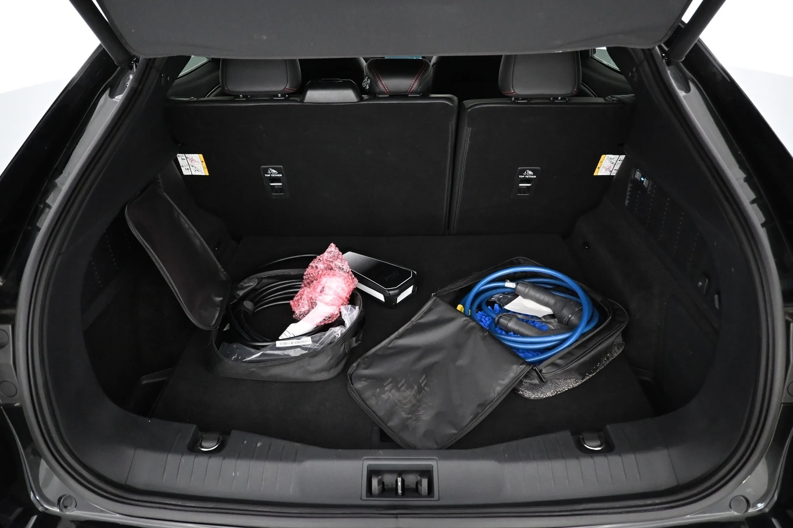 Car Image - 1NraV1Q9J7hf1UouATpsP6
