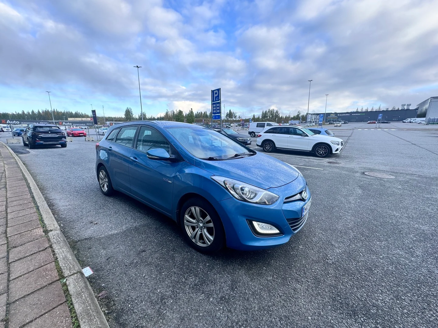 Car Image - 2EQ9xY2DCHebu4NNYGRs7i